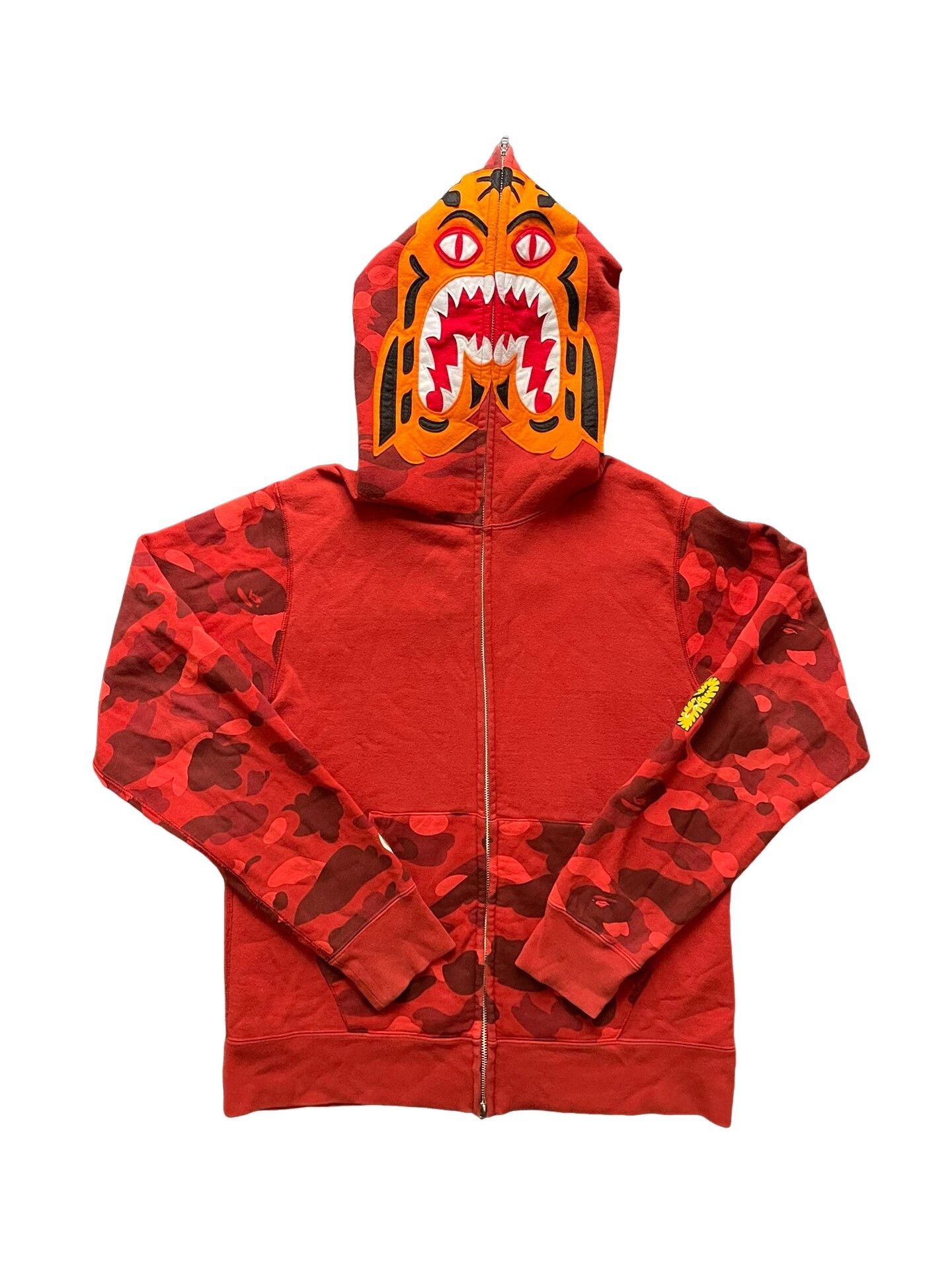 Bape A Bathing Ape Red Tiger Shark Camo Hoodie Size L Size US L / EU 52-54 / 3 - 1 Thumbnail
