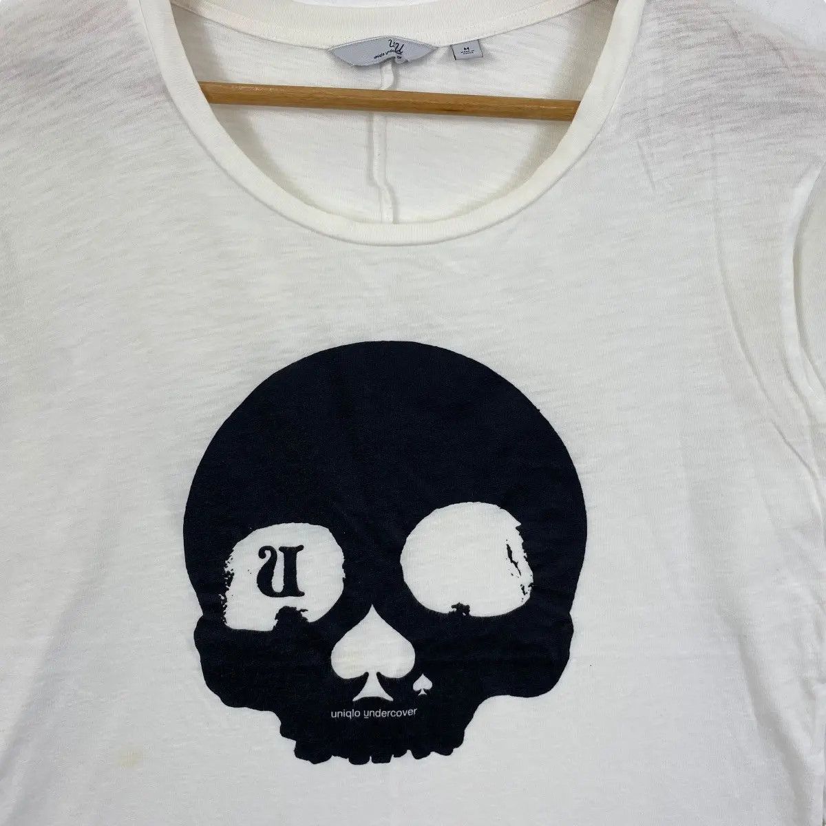 Japanese Brand UNIQLO UNDERCOVER SKULL Long Sleeve Tee Shirt Medium Size Size M / US 6-8 / IT 42-44 - 2 Thumbnail