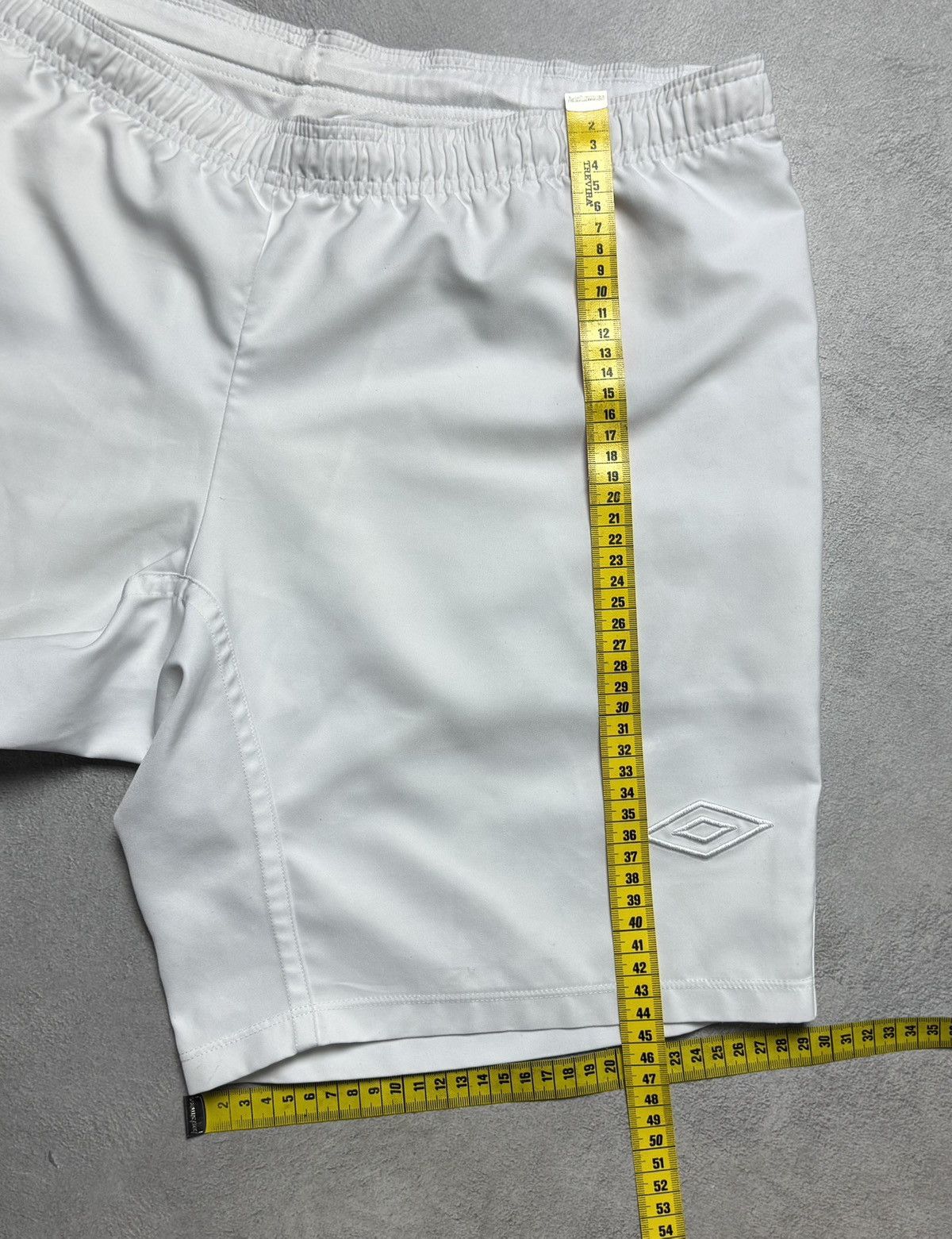 Umbro England 2010 2011 Home Football Soccer Shorts Umbro Size US 34 / EU 50 - 16 Thumbnail