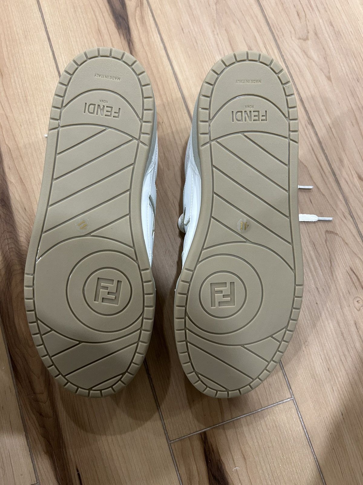 Fendi Designer White leather Fendi match Size US 10 / EU 43 - 5 Thumbnail