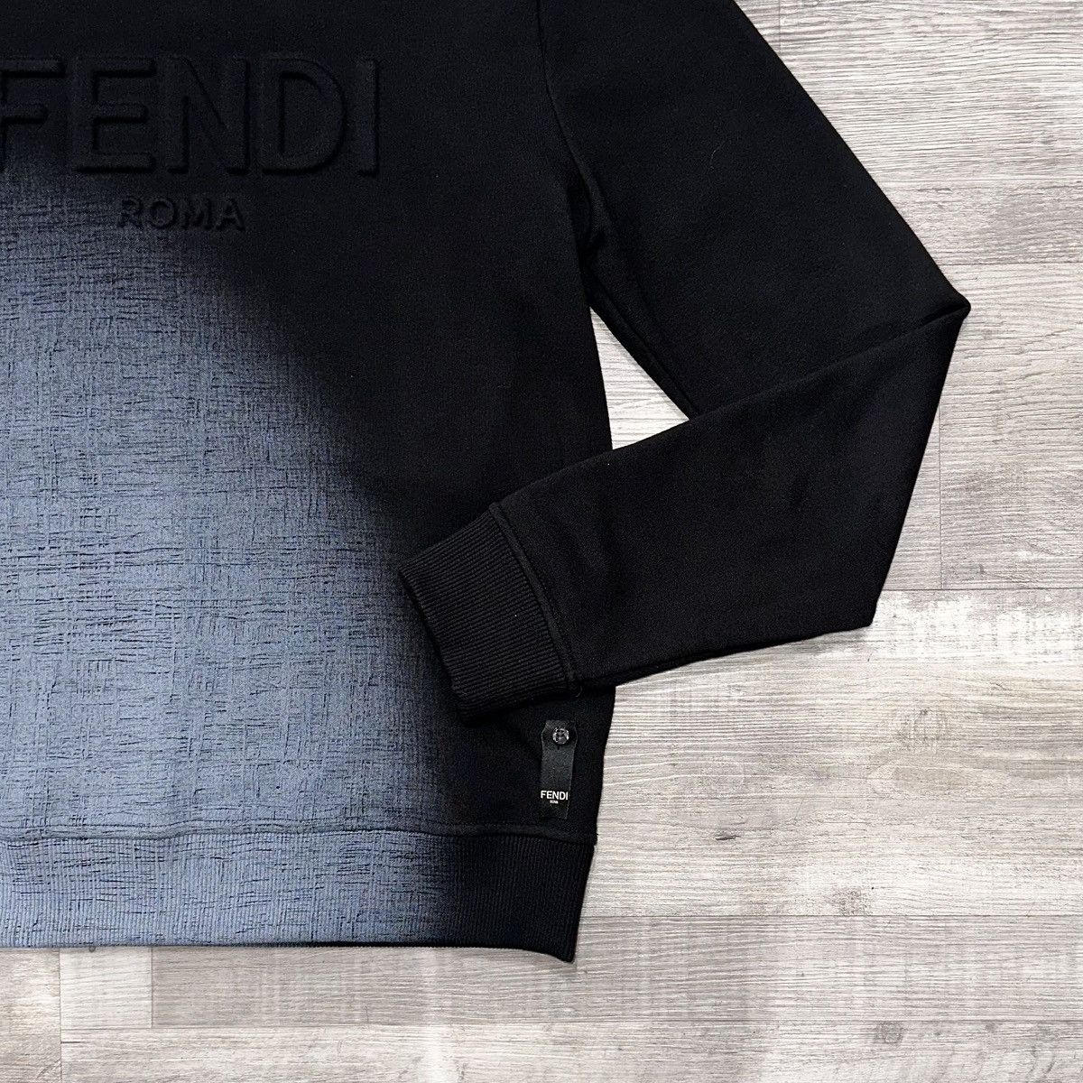 Fendi FENDI BLACK GREY OMBRÉ LOGO EMBOSSED PULLOVER SWEATER SIZE S Size US S / EU 44-46 / 1 - 4 Thumbnail