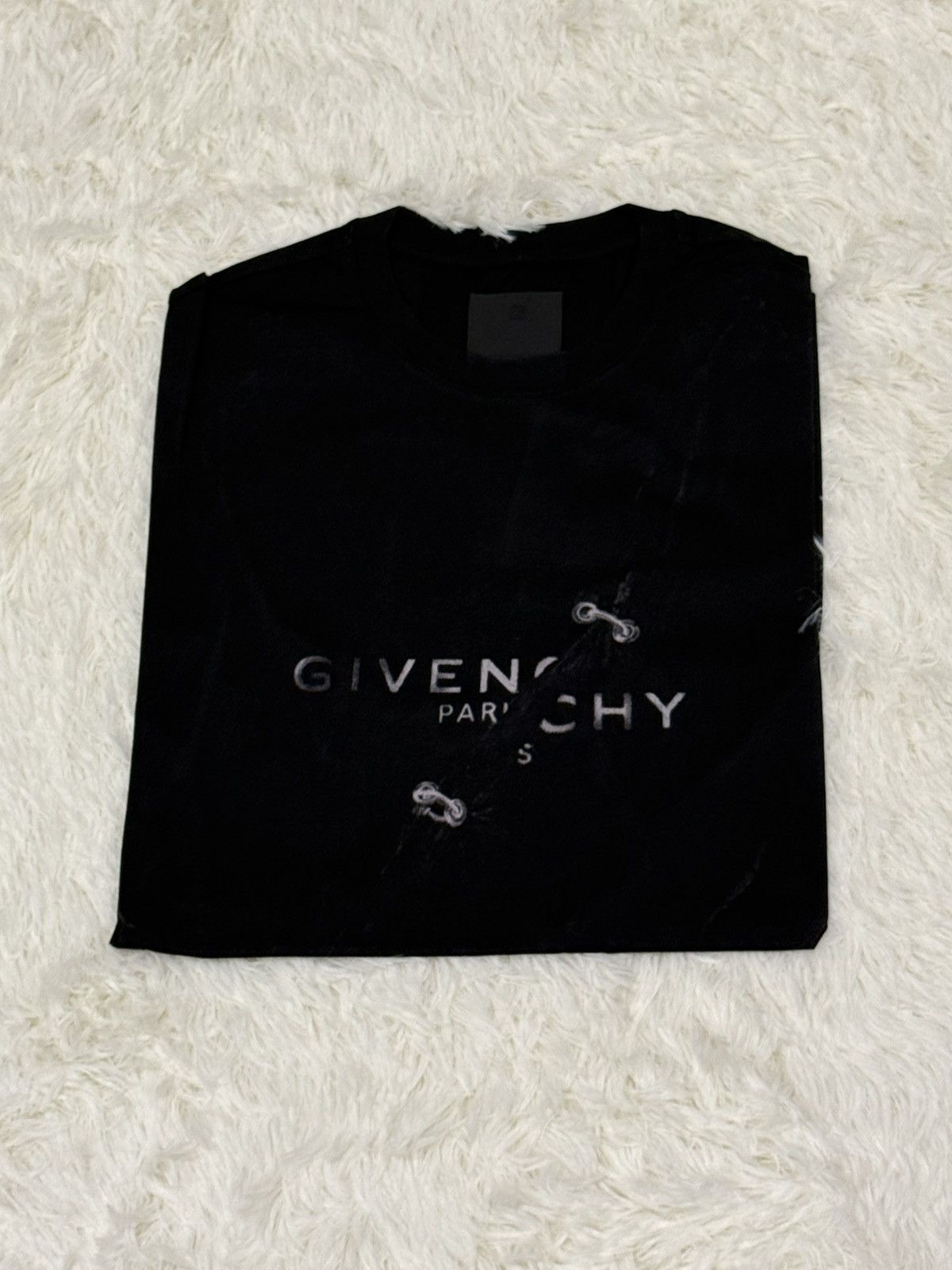 Givenchy Givenchy black t shirt Size US XS / EU 42 / 0 - 1 Thumbnail