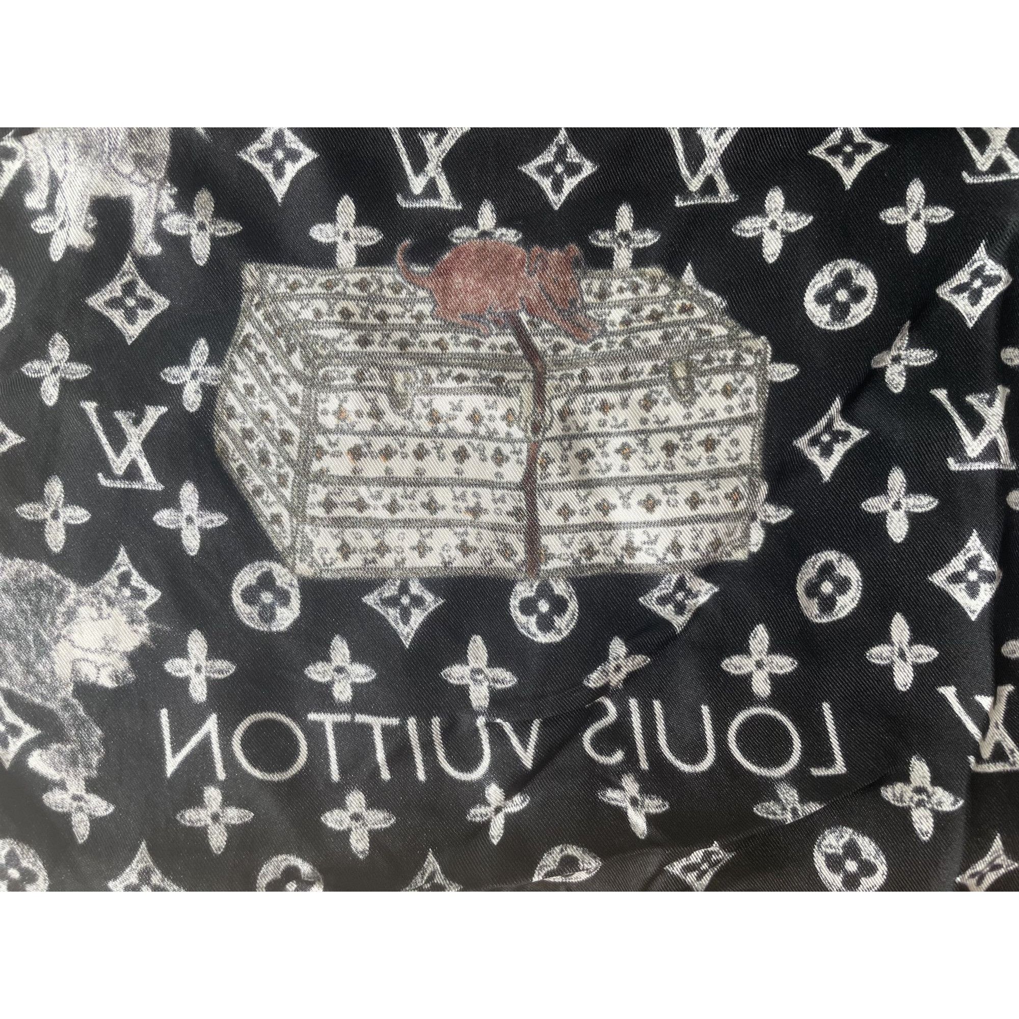 Louis Vuitton Louis Vuitton Paris Black Silk Scarf With Monogram & Animal Size ONE SIZE - 3 Thumbnail