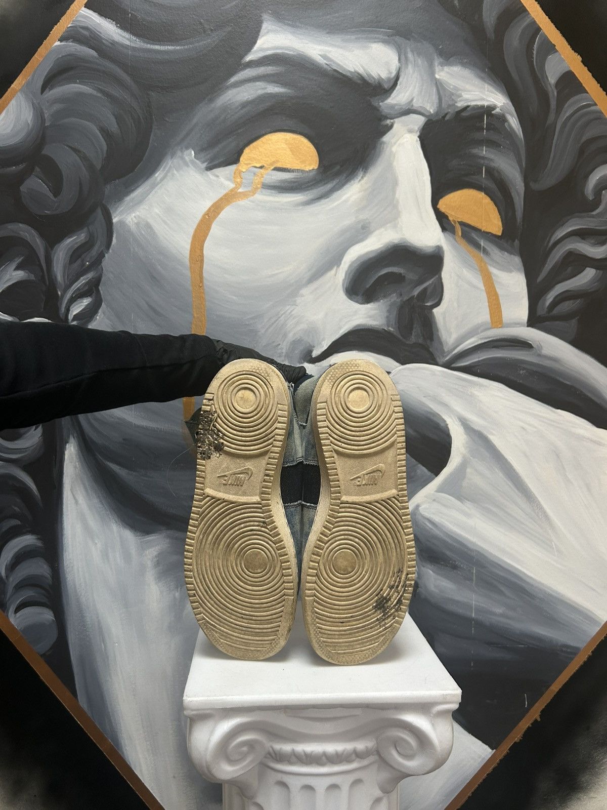 Designer denim jordan’s Size US 10.5 / EU 43-44 - 5 Thumbnail