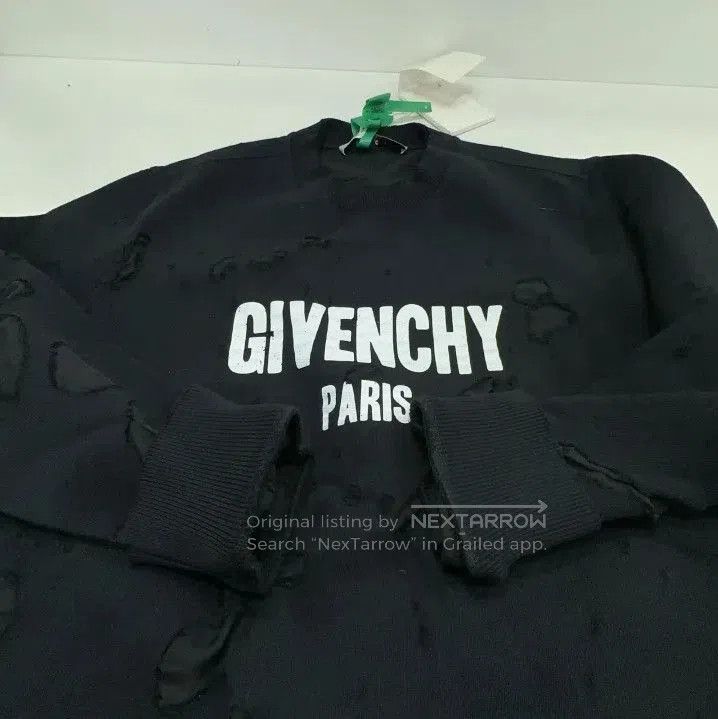 Givenchy Givenchy Solid Print Letter Distressed Sweatshirt. Size US S / EU 44-46 / 1 - 8 Thumbnail