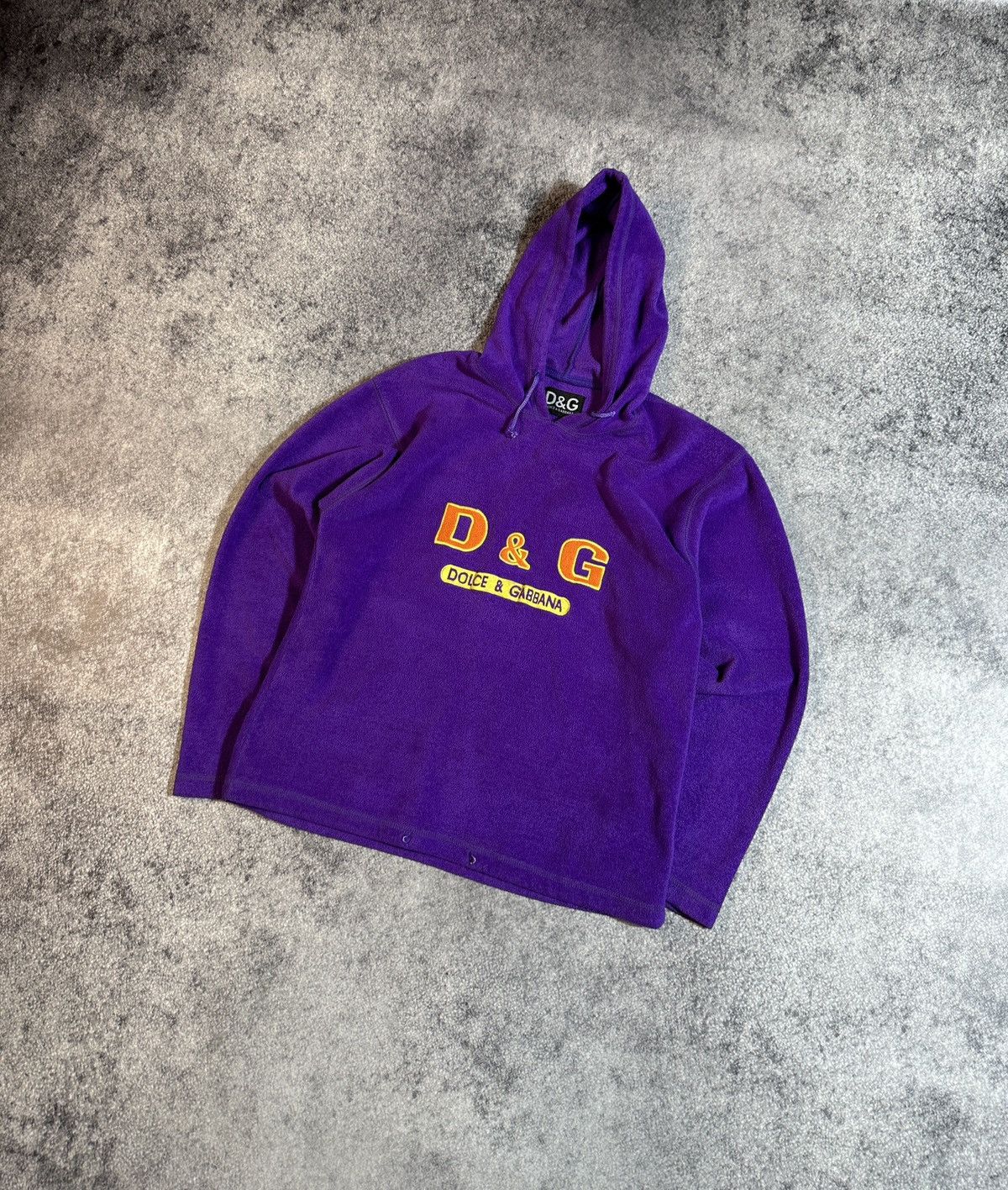 Vintage Vintage Dolce&Gabbana D&G Logo Fleece Hoodie Style USA Rare Size L / US 10 / IT 46 - 1 Thumbnail