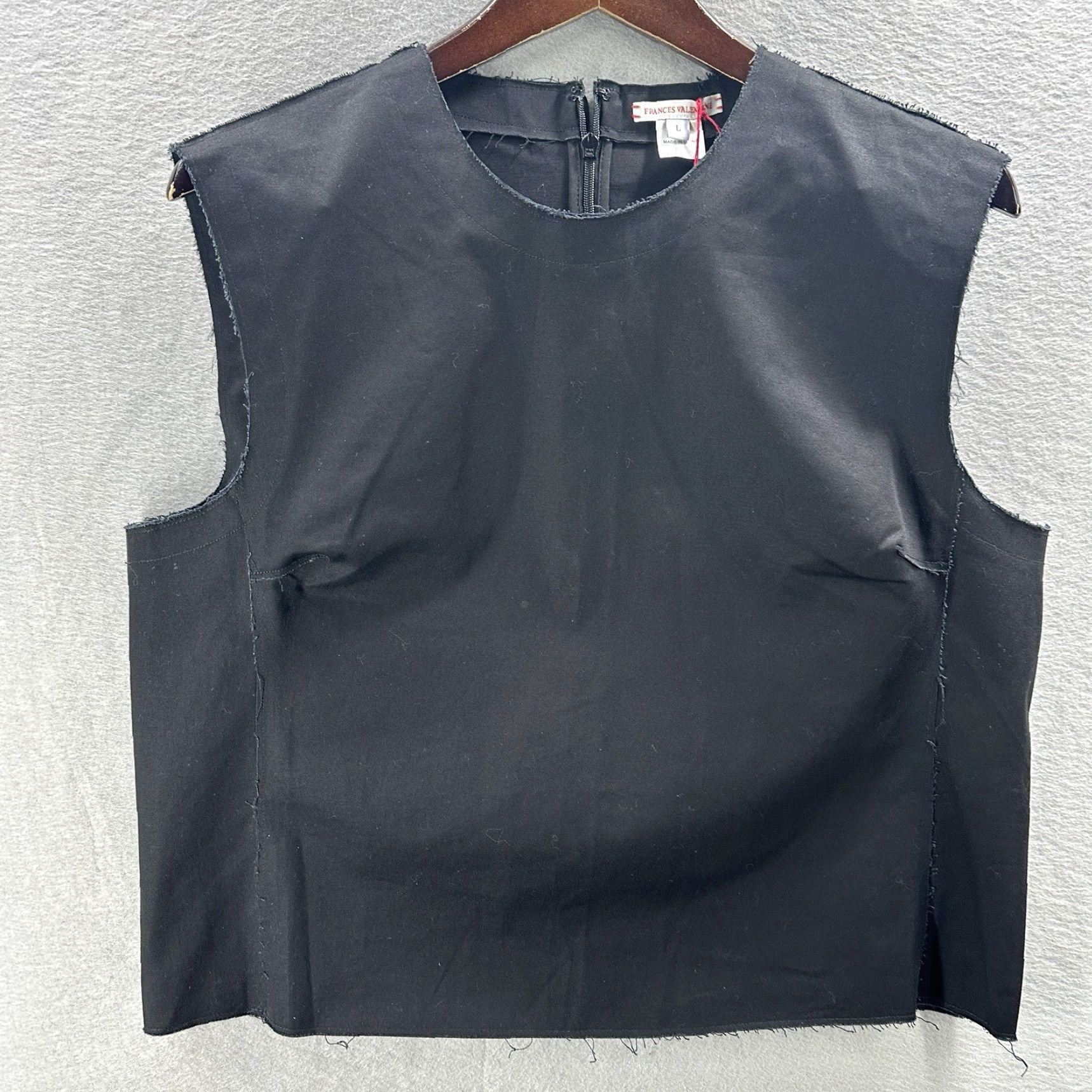 Valentino Frances Valentine Top Women L Black Sleeveless Tank Cotton Twill Zip Zipper Round Neck Vintage No? Wait Size L / US 10 / IT 46 - 2 Thumbnail