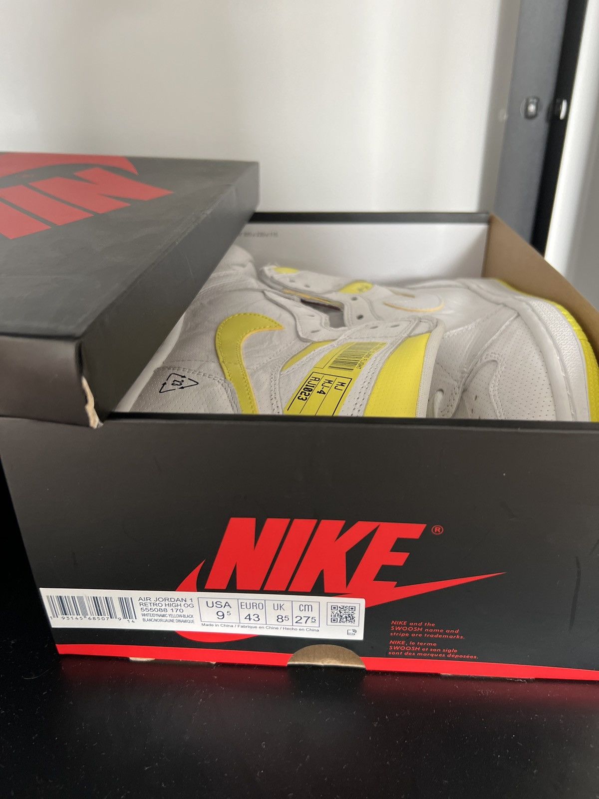 Jordan Brand × Nike Jordan 1 Retro High (first class flight) Size US 9.5 / EU 42-43 - 10 Thumbnail