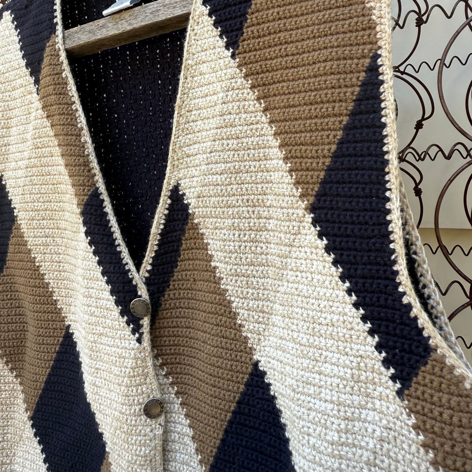 Vintage Grandpacore Neutral Boho Argyle Knit Sweater Vest LG Size L / US 10 / IT 46 - 5 Thumbnail