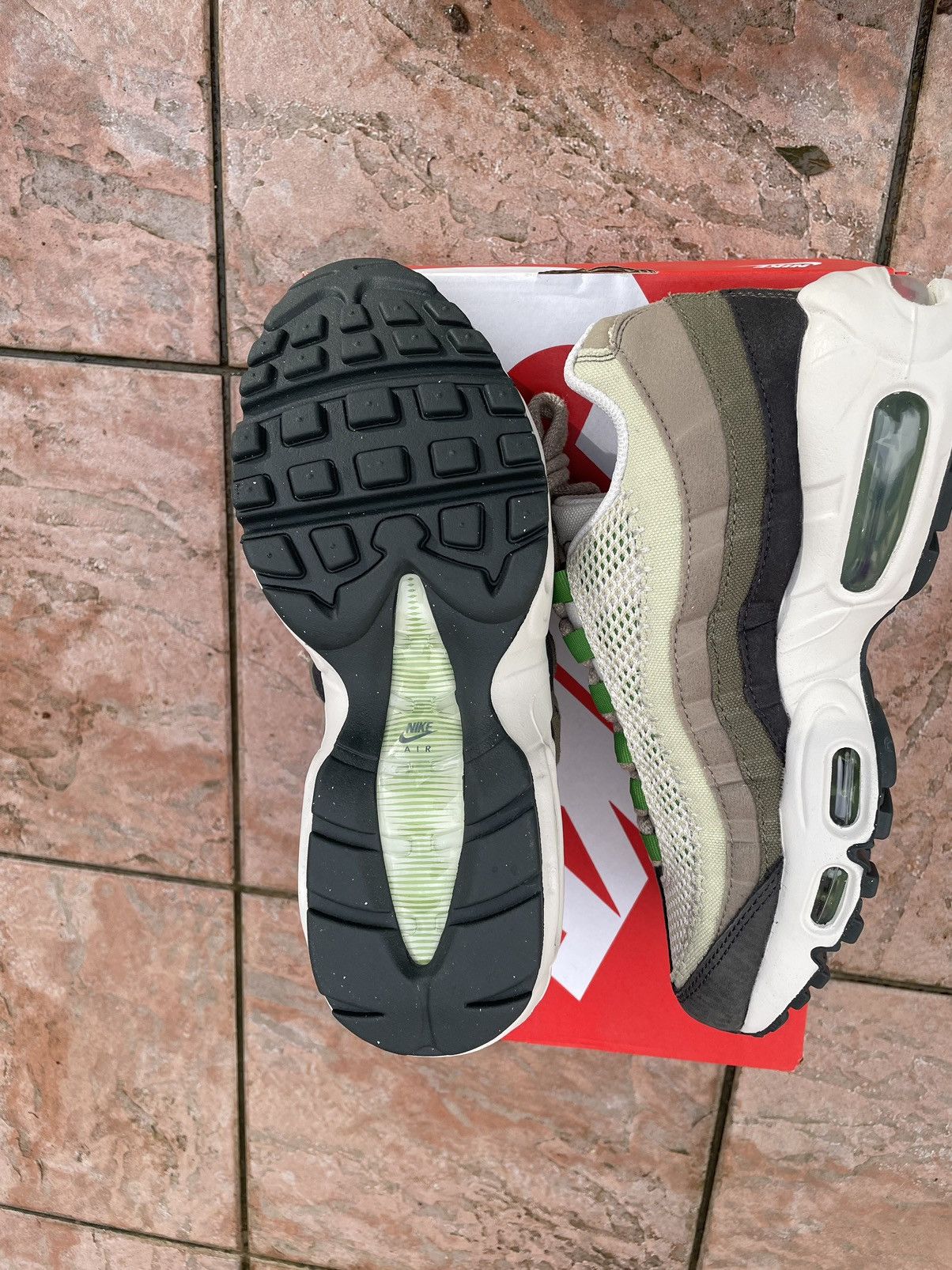 Nike Air Max 95 Earth Day Green Size US 6.5 / IT 36.5 - 2 Thumbnail