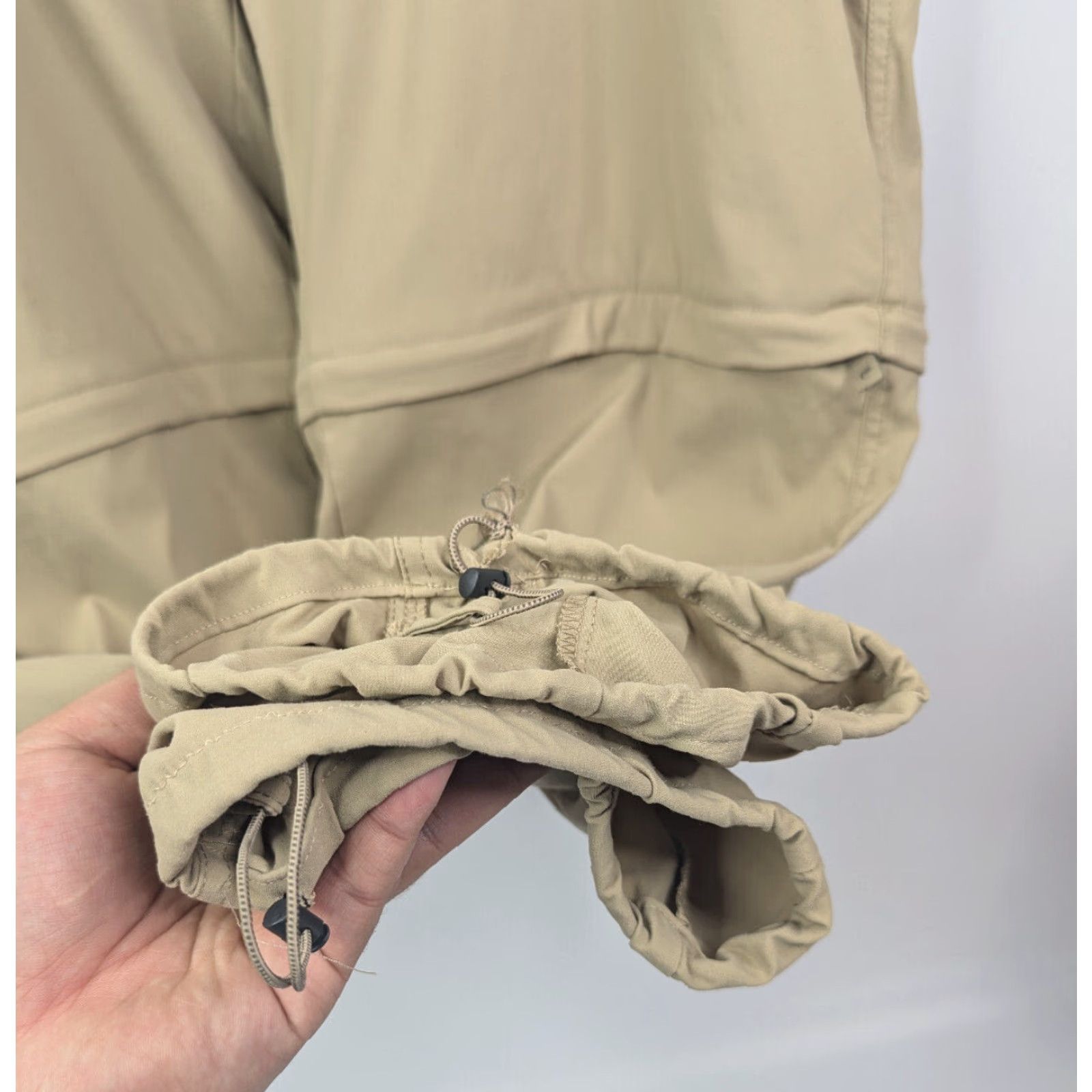 Vintage Columbia Womens Saturday Trail II Convertible Pants 20S Beige Omni Shield Front Zip Button Regular Straight Leg Outdoor Hiking" Size 42" / US 20 - 2 Thumbnail