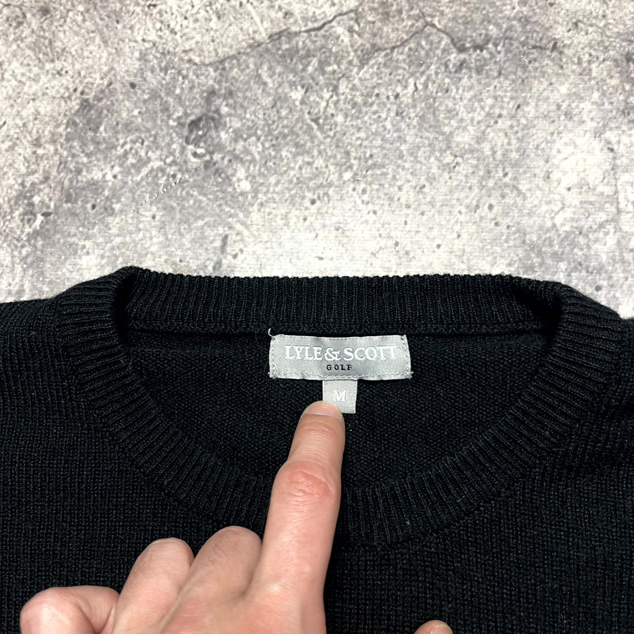 Lyle & Scott Lyle & Scott Golf Crewneck Wool Black Sweater Size M Size US M / EU 48-50 / 2 - 2 Thumbnail