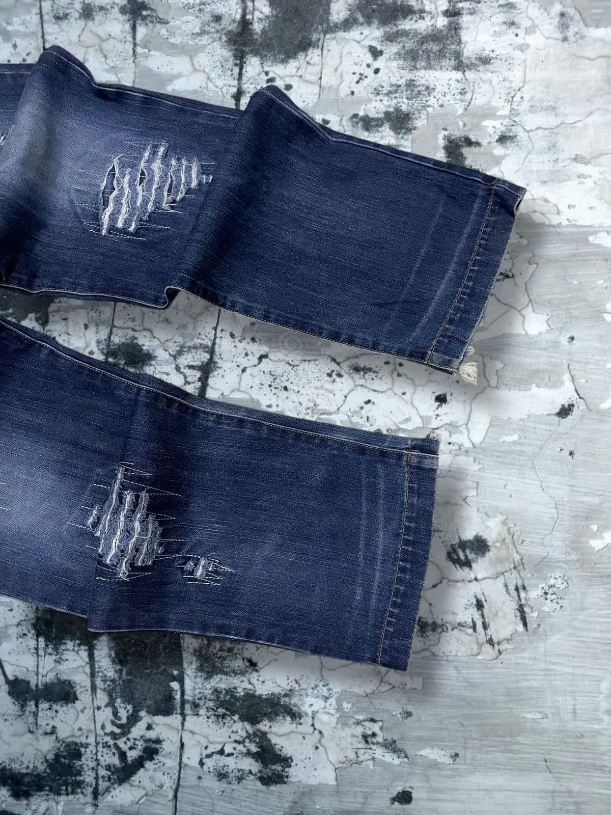 Japanese Brand Vintage Og 1990s Japan Designer Sublimation Distressed Denim Size US 33 - 5 Thumbnail