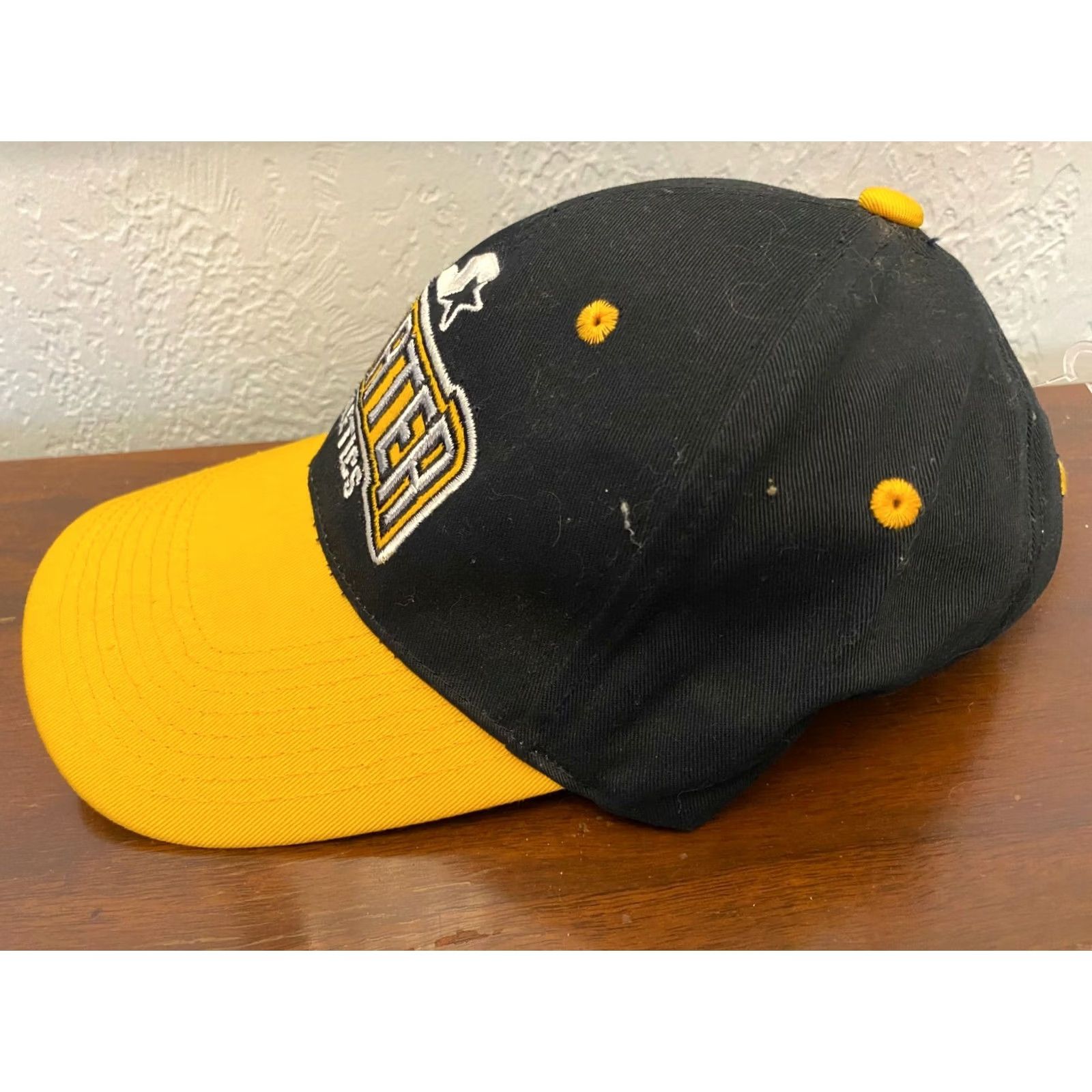 Starter VTG STARTER Athletics Logo Strapback Hat black White 90s Hip Hop Mens Caps Size One Size Size ONE SIZE - 2 Thumbnail