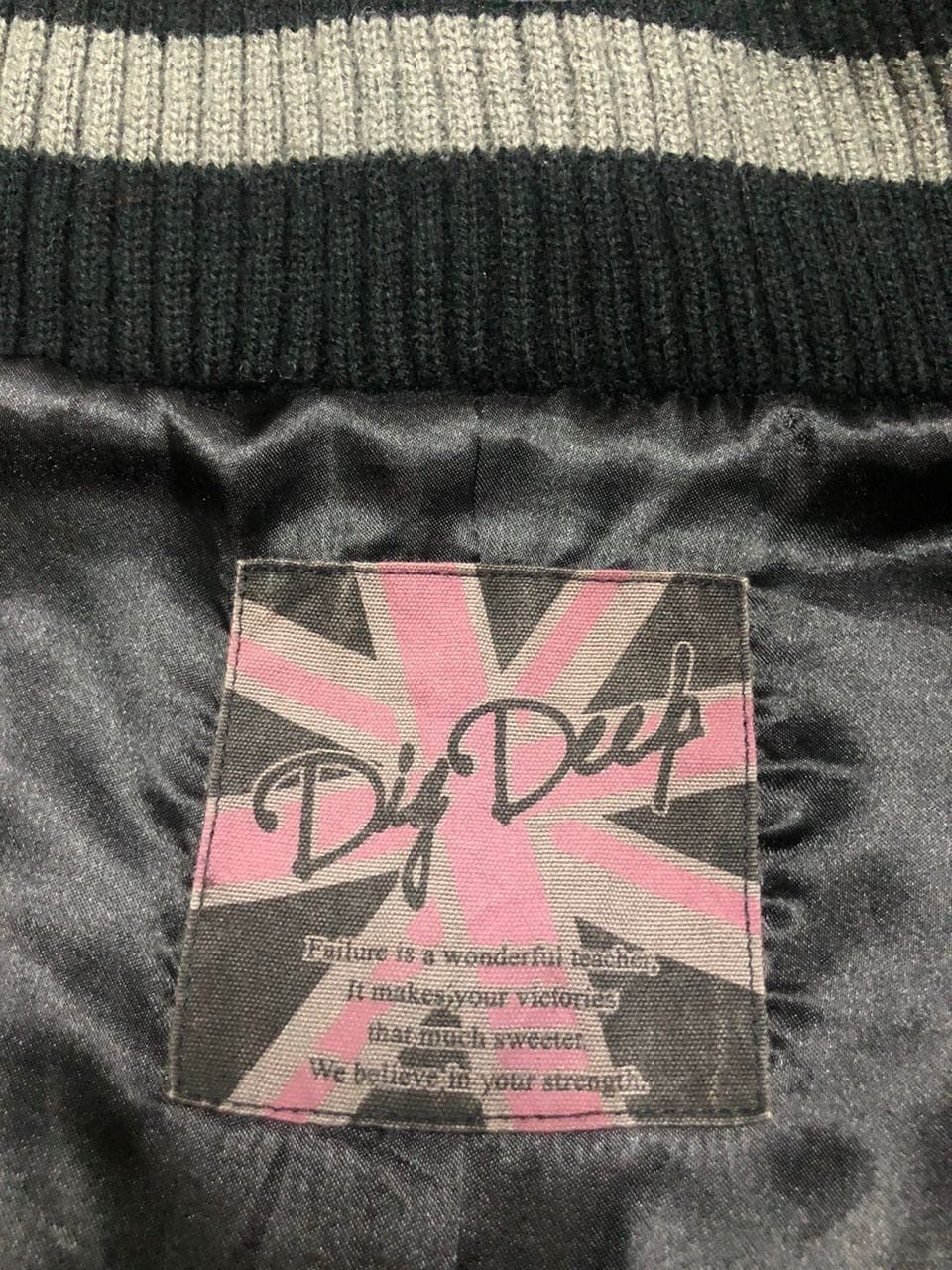 If Six Was Nine × Japanese Brand Dig Deep Embroidered Skull Crossbone Varsity Jacket Size US L / EU 52-54 / 3 - 9 Thumbnail