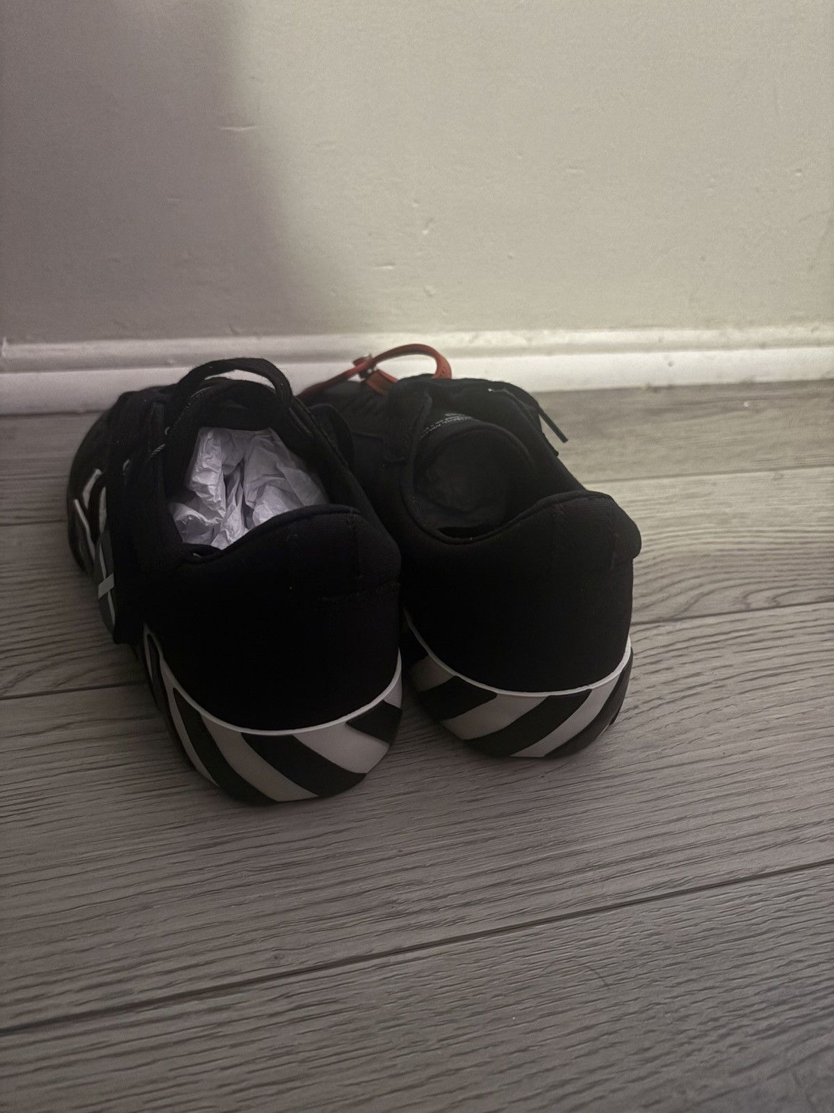 Off-White Off-White Vulc Sneaker 'Black White' Size US 7 / EU 40 - 4 Thumbnail