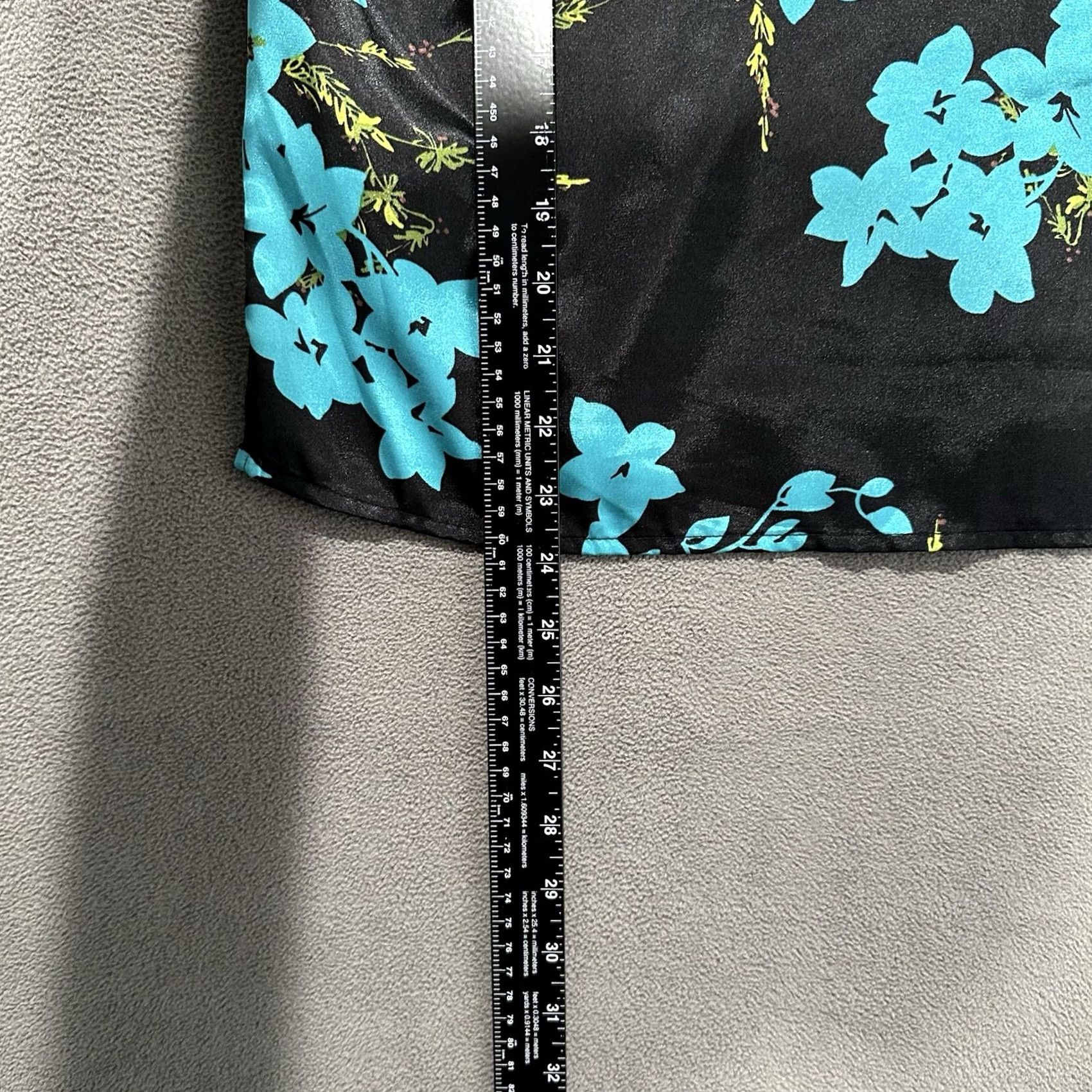 Croft & Barrow Croft & Barrow Tank Top Womens Large Black Floral Sleeveless Polyester Short Sleeves Tank Size L / US 10 / IT 46 - 7 Thumbnail