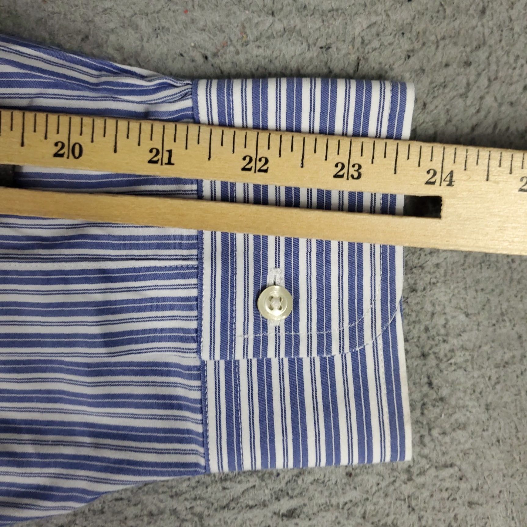 Brooks Brothers Brooks Brothers Dress Shirt Mens 16 Blue Madison Striped Button-Down Long Sleeve Regular Cotton Non-Iron, Classic American 90s? Size 42R - 6 Thumbnail