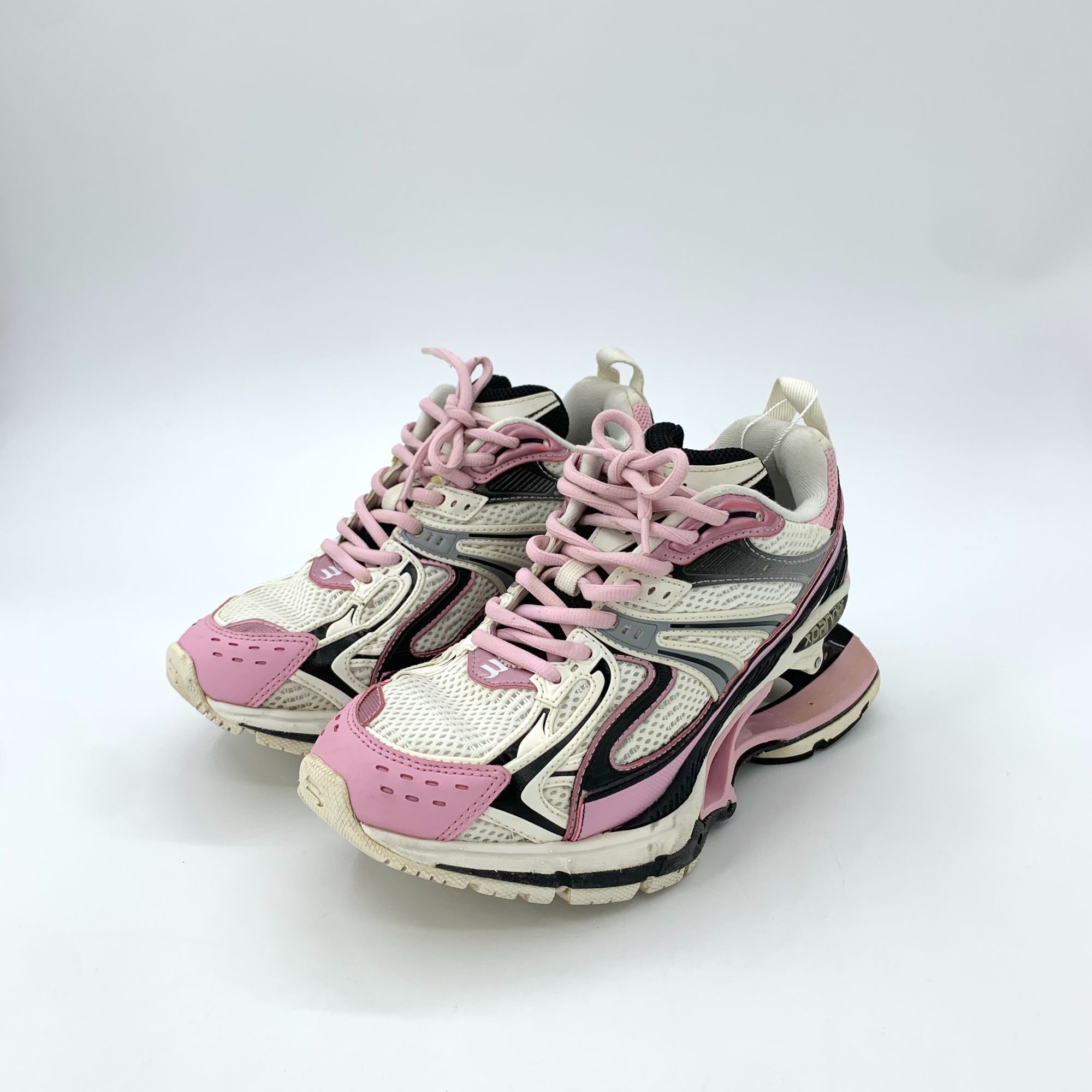 Balenciaga Balenciaga Womens Track 36 Sneakers Pink/White Mesh & Leathe Size US 6 / IT 36 - 1 Thumbnail