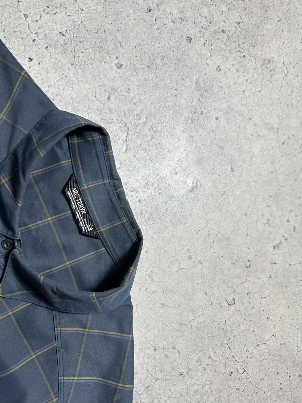 Arc'teryx Arcteryx Button Shirt Outdoor Size US L / EU 52-54 / 3 - 9 Thumbnail