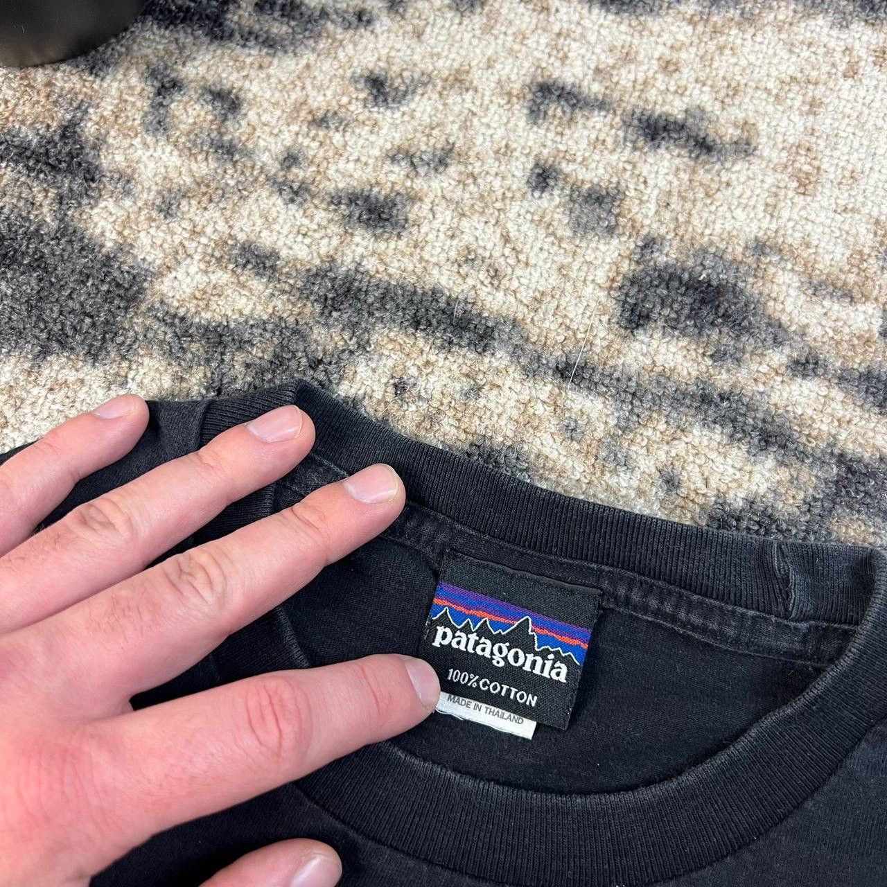 Patagonia Patagonia Big Logo Vintage T-Shirt Streetwear Style 1TS17 Size US S / EU 44-46 / 1 - 8 Thumbnail