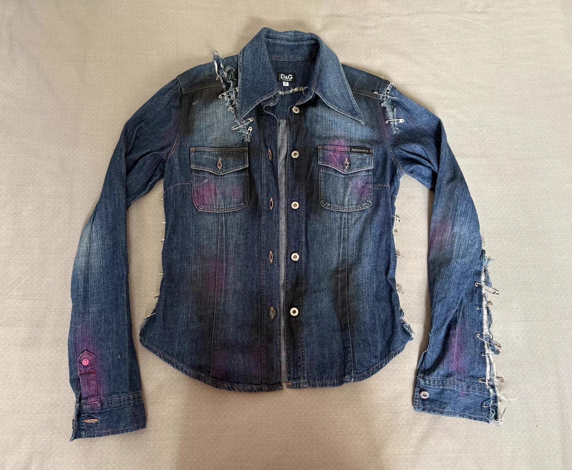 Dolce & Gabbana DOLCE & GABBANA Vintage Punk Pin Denim Shirt Jacket Size US S / EU 44-46 / 1 - 1 Thumbnail
