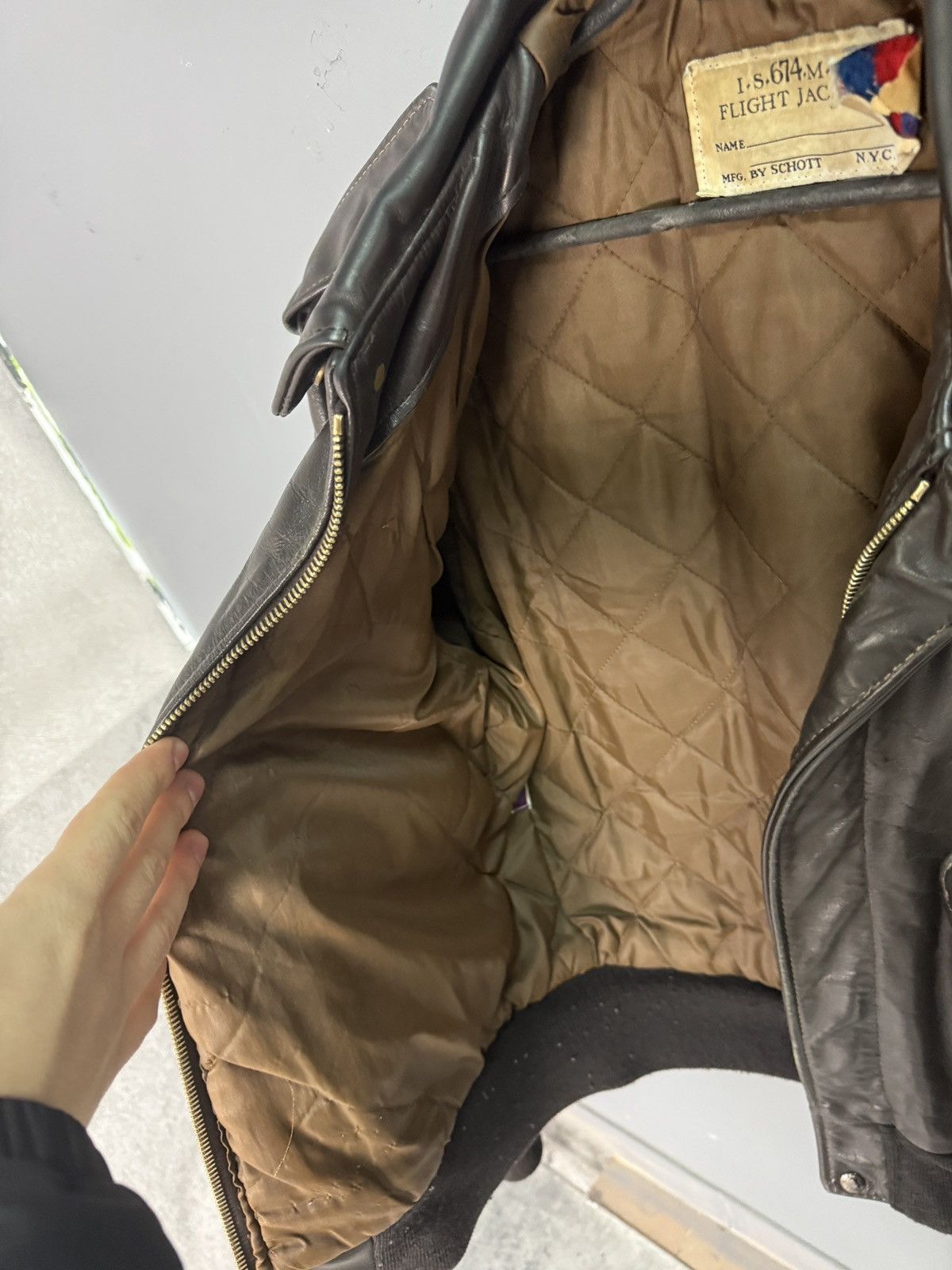 Schott 70-x Schott Distressed Leather Jacket Bomber Brown Aviator Size US M / EU 48-50 / 2 - 9 Thumbnail