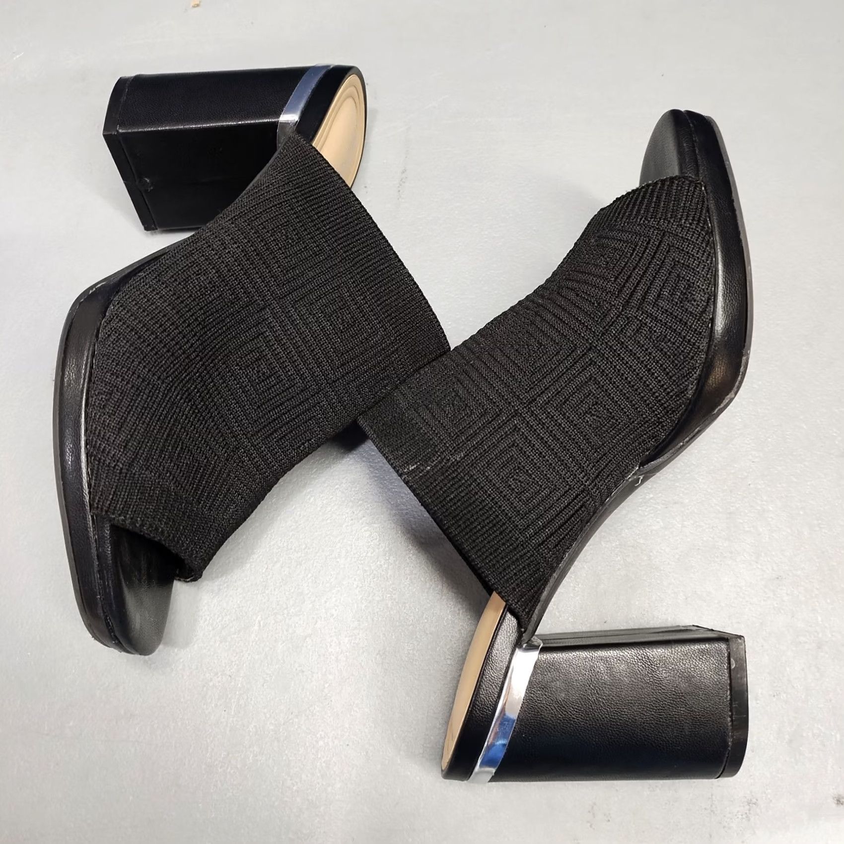 Vintage Adrienne Vittadini Aimie Heeled Slide Sandals Womens Size 5M Black Stretch Knit Size US 5 / IT 35 - 3 Thumbnail