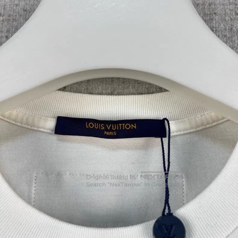 Louis Vuitton Louis Vuitton SS22 Flame Logo Graffiti Print Crew Neck Sho Size US S / EU 44-46 / 1 - 4 Thumbnail