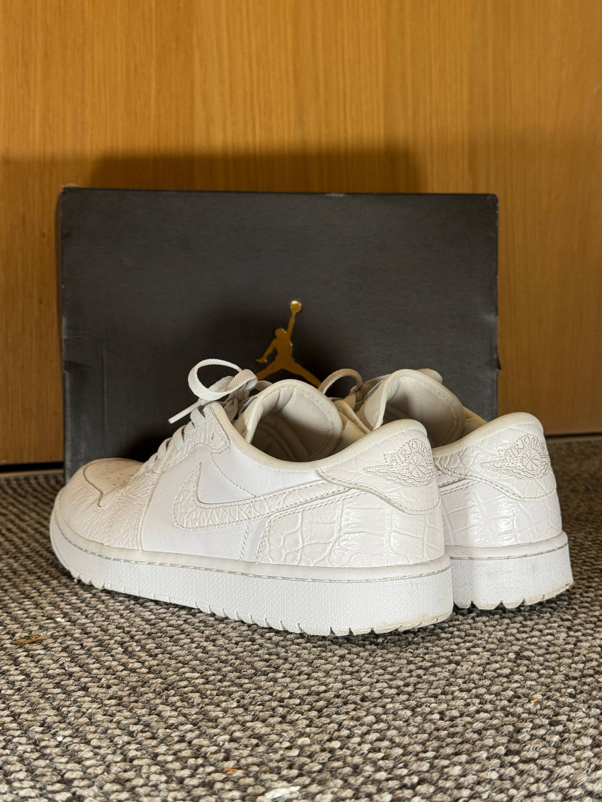 Nike Nike Air Jordan 1 low Golf Size US 10.5 / EU 43-44 - 3 Thumbnail