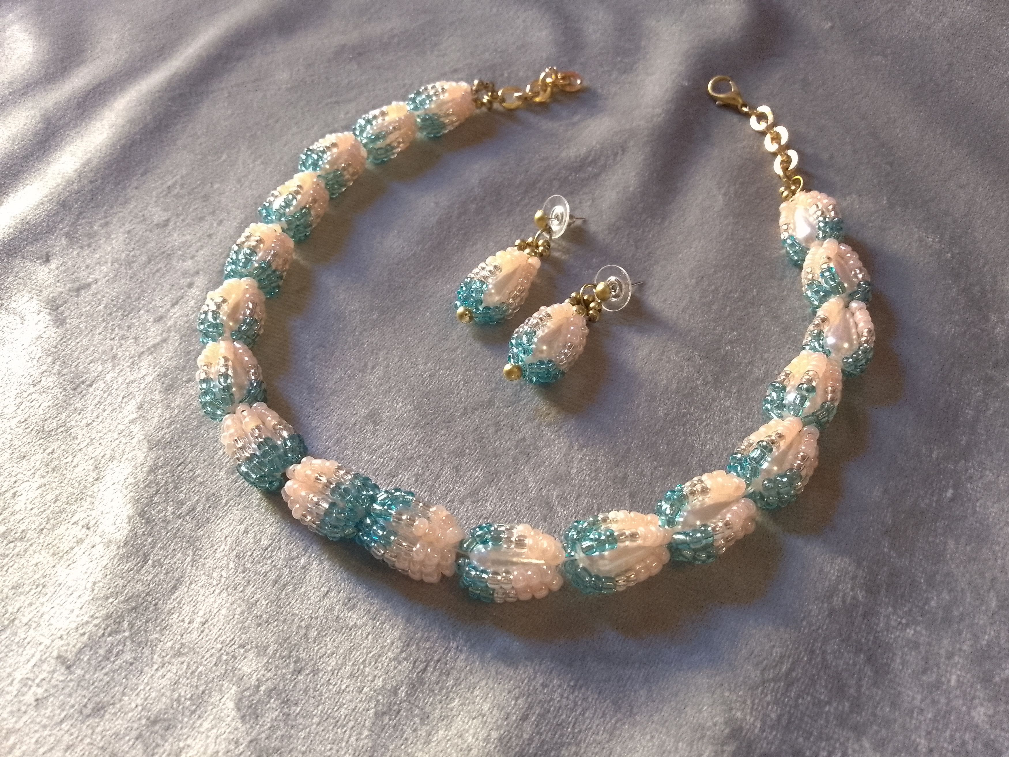 Handmade Necklace Earrings Coated Pearls Pink, silver turquoise, pink Size ONE SIZE - 4 Thumbnail