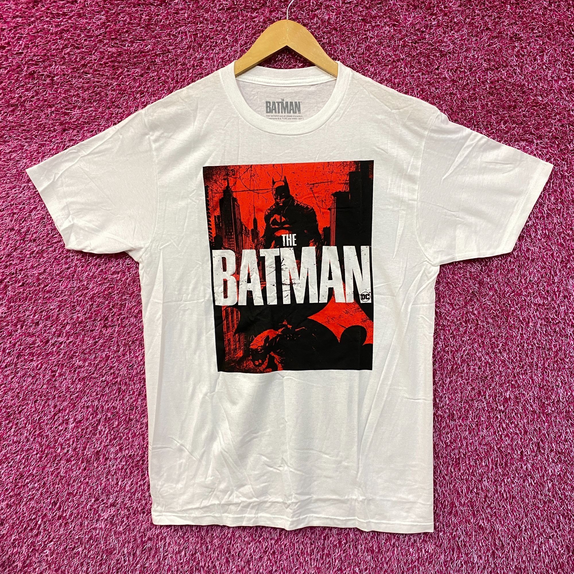 DC Comics The Batman Robert Pattinson Movie Poster Tshirt size medium Size US M / EU 48-50 / 2 - 1 Thumbnail