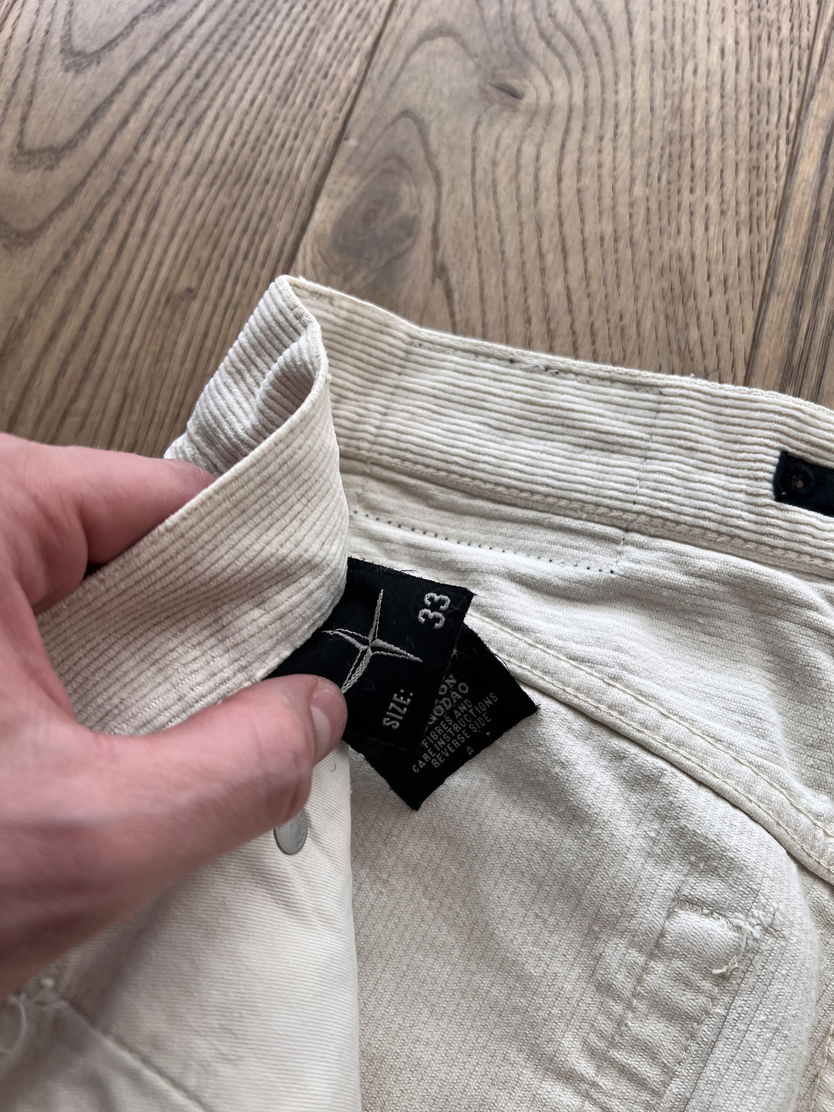 Stone Island Rare! Stone Island vintage 90s cream corduroy pants velvet Size US 31 - 15 Thumbnail