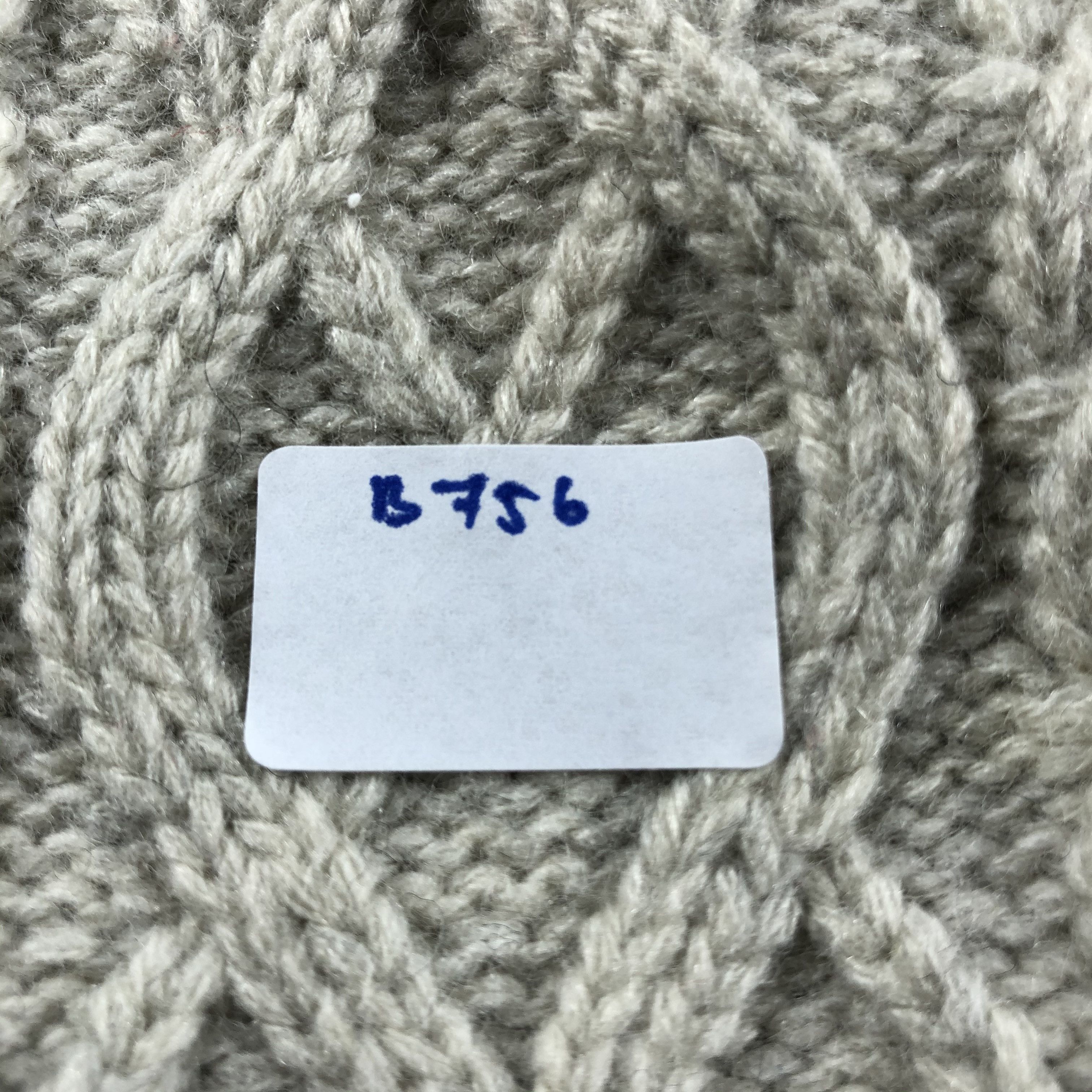 Vintage Pylon Cable Knit Visor Earflap Beanie Snowcap Snow Hat B756 Size ONE SIZE - 10 Thumbnail