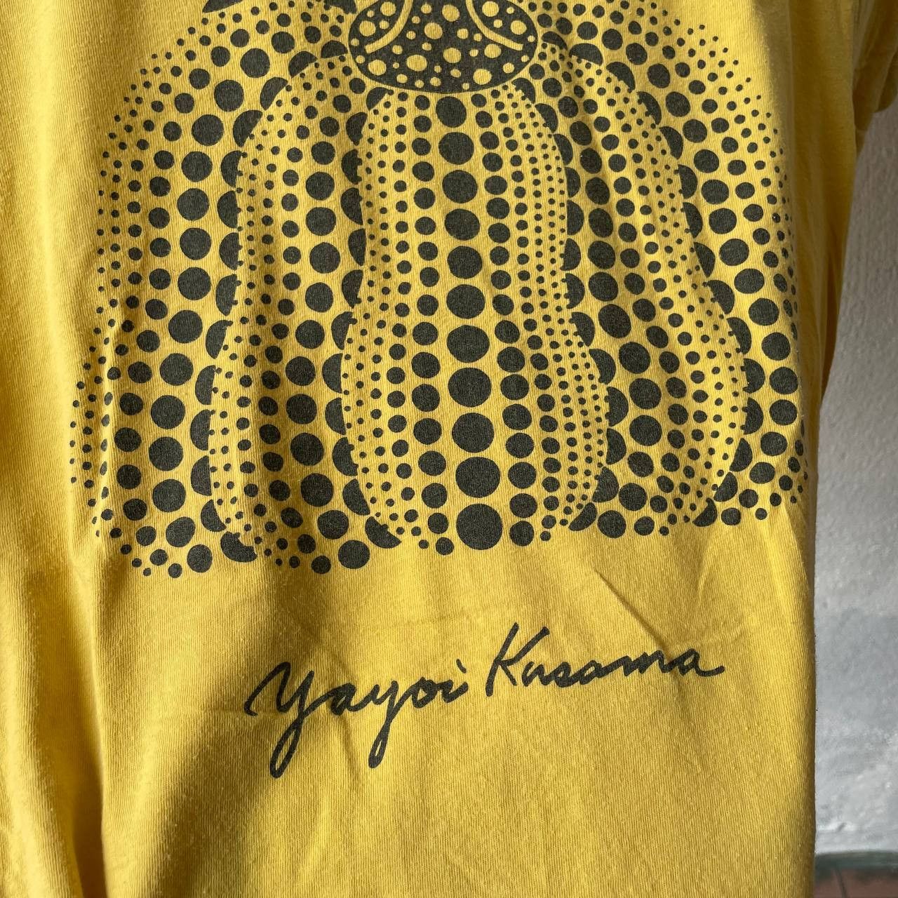 Yayoi Kusama ⭐️SALE⭐️ [S] YAYOI KUSAMA VINTAGE TSHIRT GRAPHIC 2017 Size US S / EU 44-46 / 1 - 2 Thumbnail
