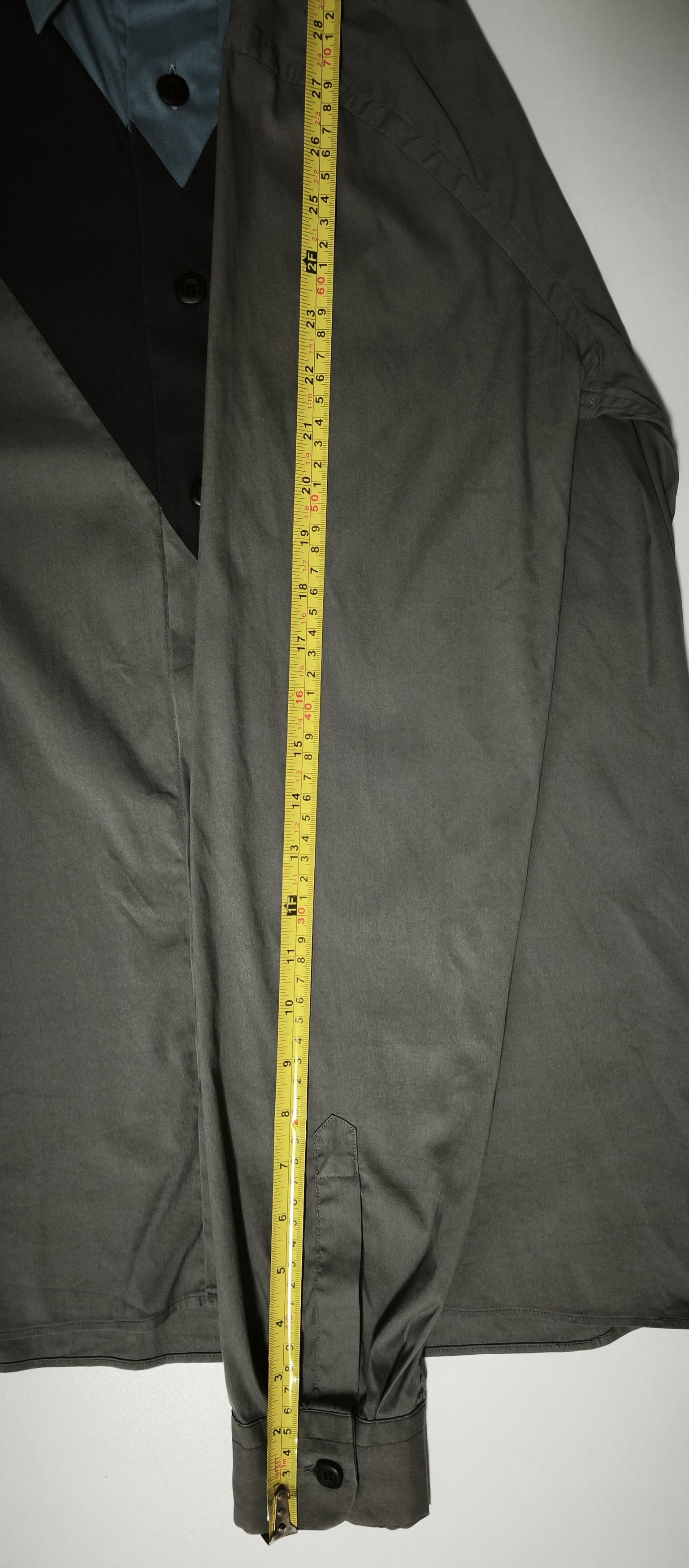 Prada FW2011 - Gray shirt with black and light blue details Size US M / EU 48-50 / 2 - 17 Thumbnail