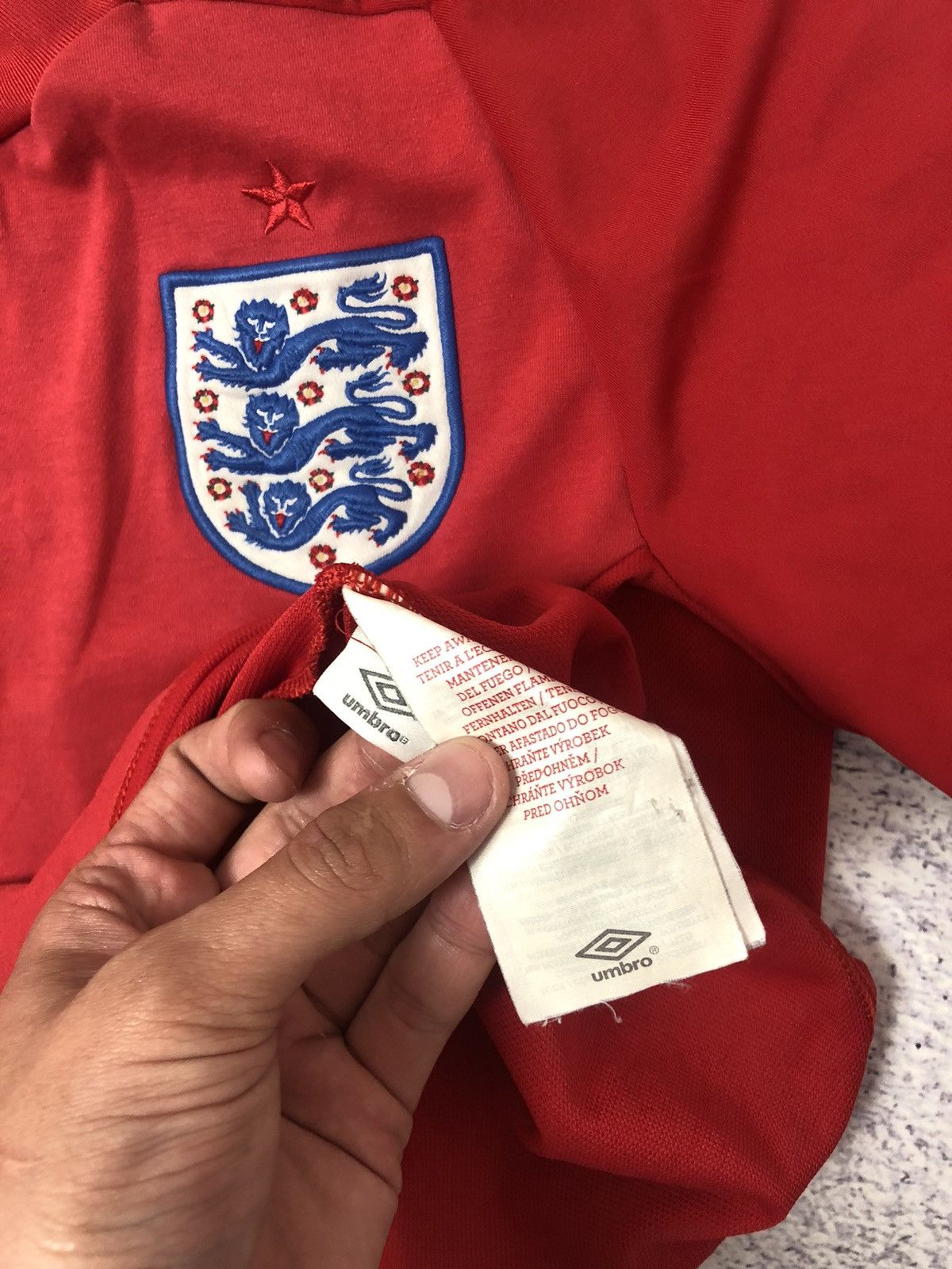 Umbro Women’s vintage soccer jersey size 36 England Umbro Size XS / US 0-2 / IT 36-38 - 6 Thumbnail