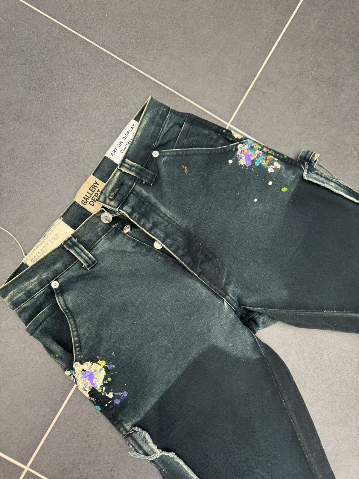 Gallery Dept. Gallery dept paint splatter flared jeans Size US 35 - 11 Thumbnail