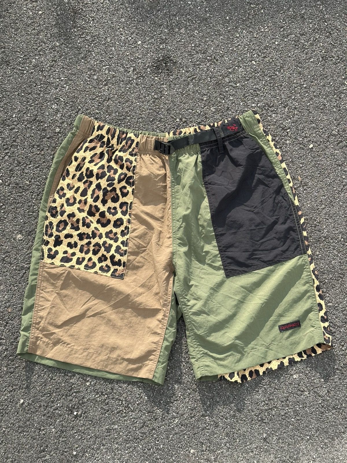 Gramicci Gramicci Leopard Print shorts. Size US 30 / EU 46 - 1 Thumbnail