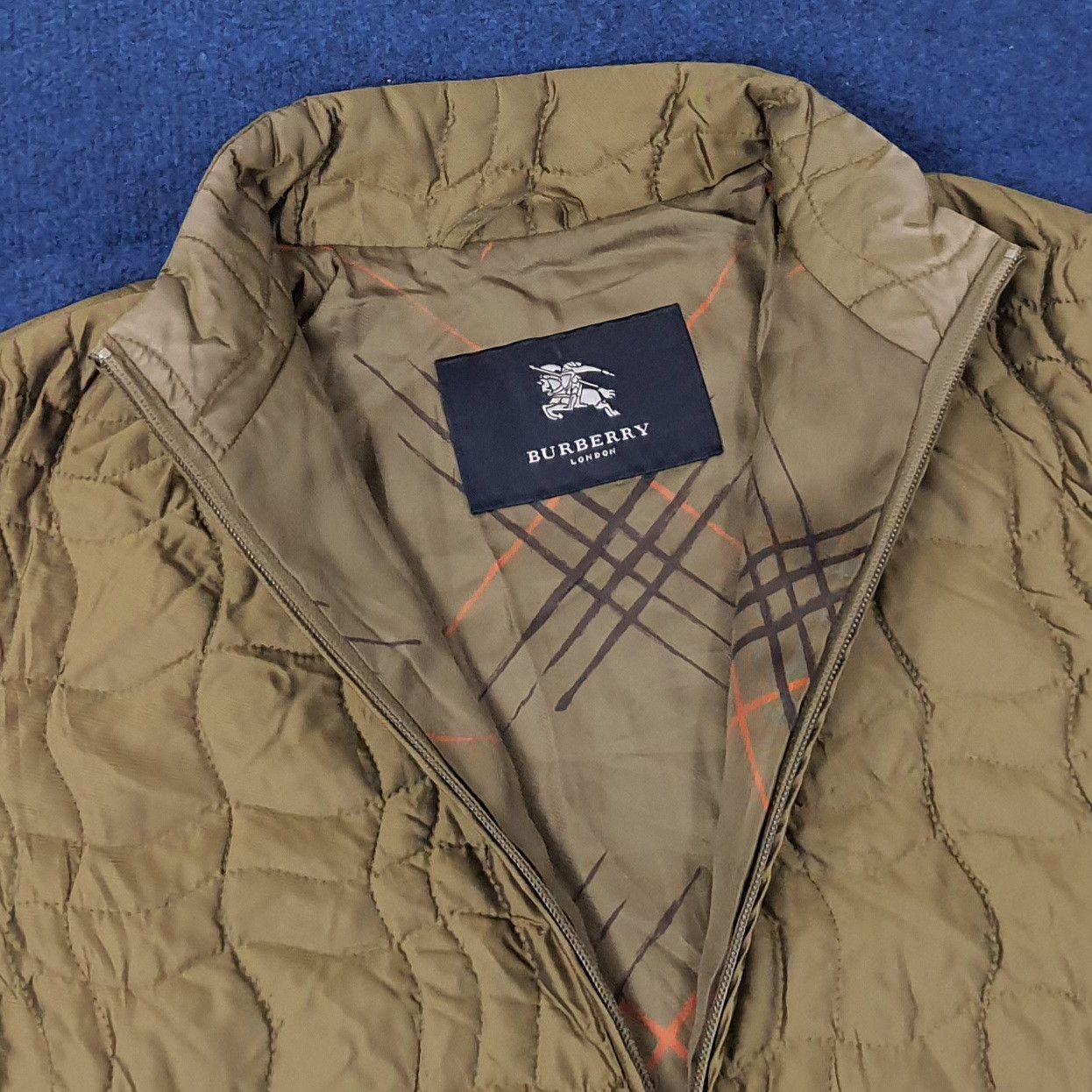 Burberry Vintage Burberry London Custom Logo Jacket C260N6 Size US S / EU 44-46 / 1 - 5 Thumbnail