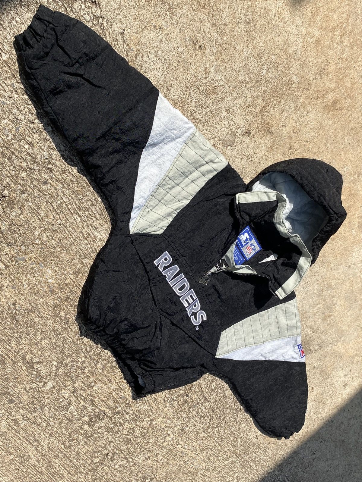 Starter Vintage Oakland Raiders 90s For kids Jacket hoodie Size US XXS / EU 40 - 9 Thumbnail