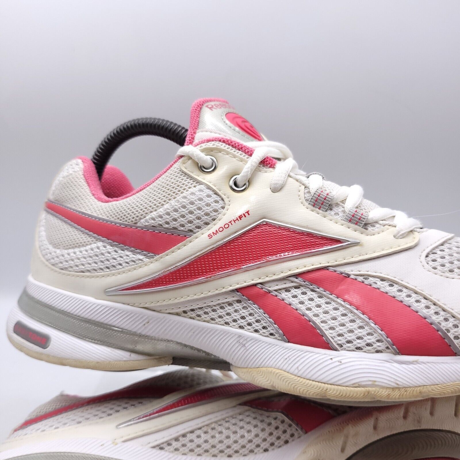 Reebok Reebok Easy Tone Reeinvigorat Shoe Womens Size 8.5 V64643 Size US 8.5 / IT 38.5 - 8 Thumbnail