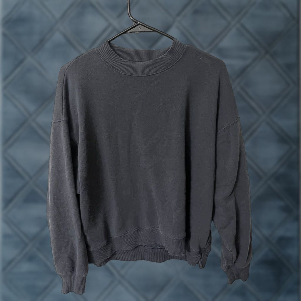 American Eagle Outfitters American Eagle Sweatshirt Women’s size XS Long Sleeve Black Size XS / US 0-2 / IT 36-38 - 1 Thumbnail