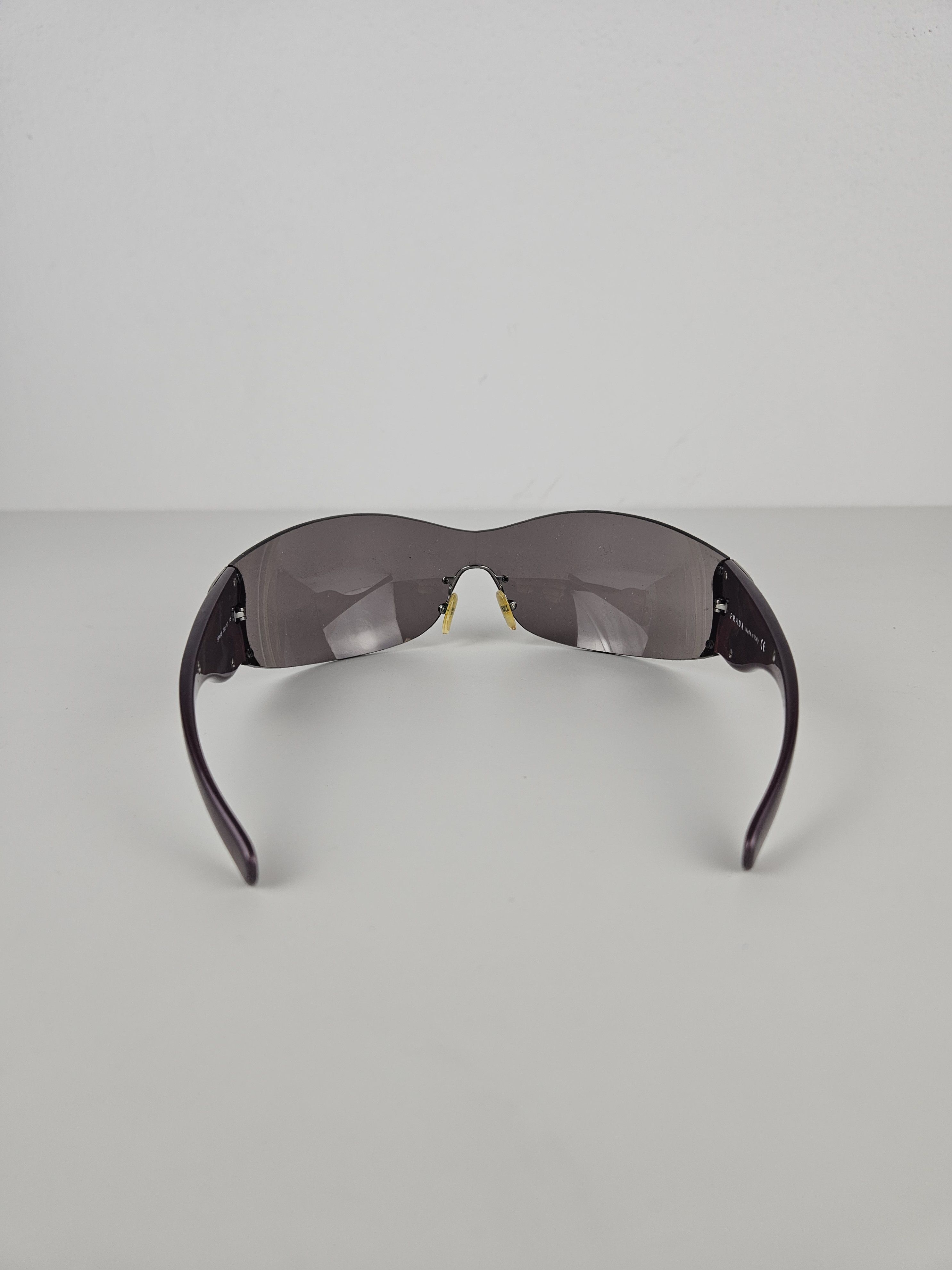 Prada Archive y2k Prada SPR58F wraparound flame sunglasses Size ONE SIZE - 4 Thumbnail