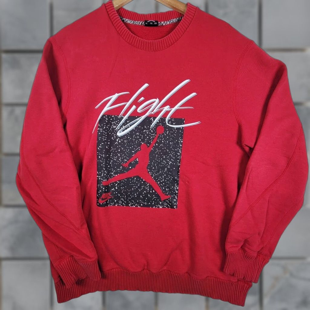 Nike NIKE AIR MICHAEL JORDAN FLIGHT SWEATSHIRT XL Red/Black Pullover Men’s Size US XL / EU 56 / 4 - 1 Thumbnail