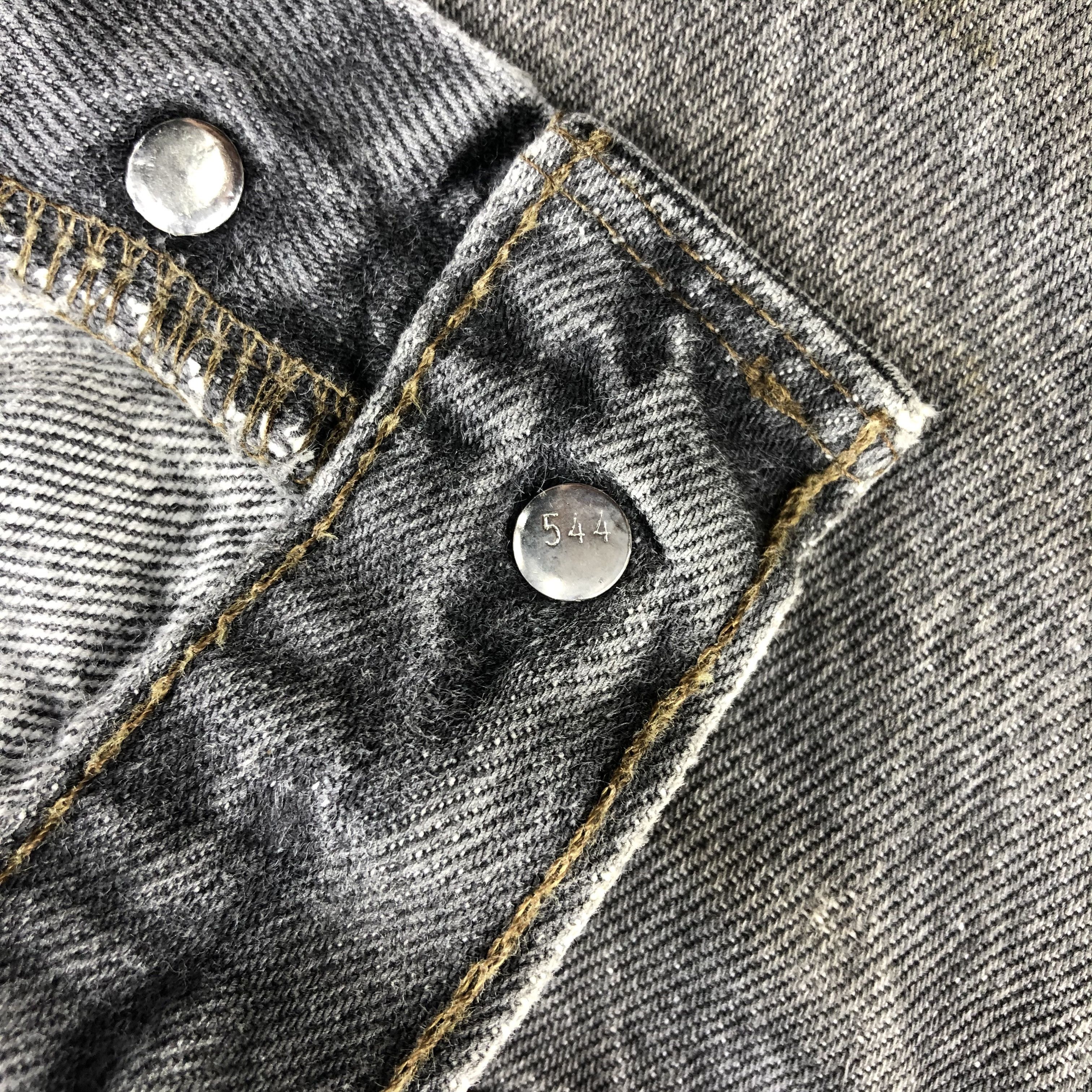 Levi's × Vintage Vintage 90s Sunfaded Levis 501 Jeans-JM903 Size US 33 - 9 Thumbnail