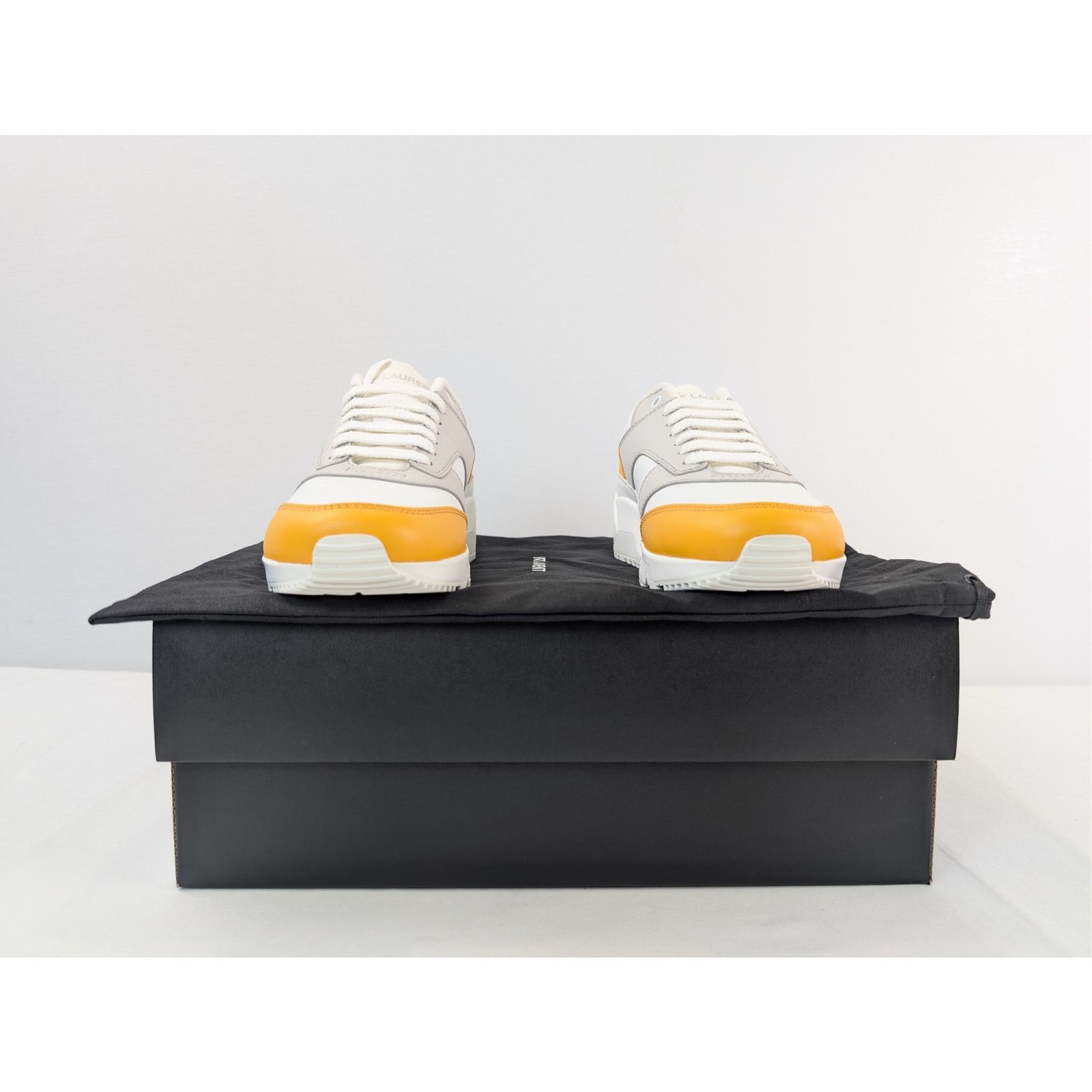Saint Laurent Paris o1rshd1 Bump Low Top Sneaker in Yuka Yellow / Blanc Optique Size US 8 / EU 41 - 17 Thumbnail