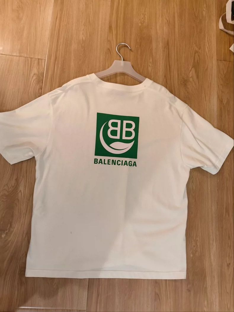 Balenciaga Balenciaga Short sleeve Size US XL / EU 56 / 4 - 2 Thumbnail