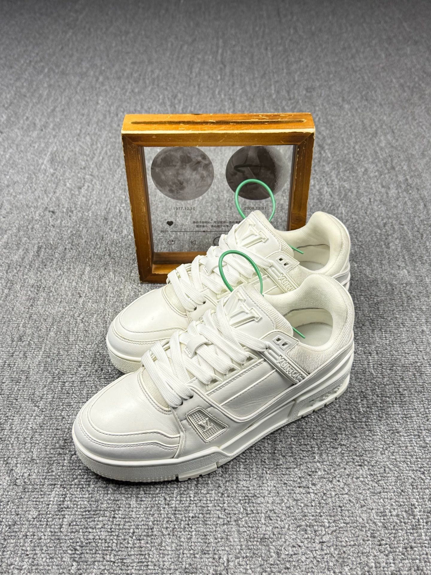 Louis Vuitton Louis Vuitton Training White Lowtop Sneakers it_36-5 Women Size US 6.5 / IT 36.5 - 1 Thumbnail