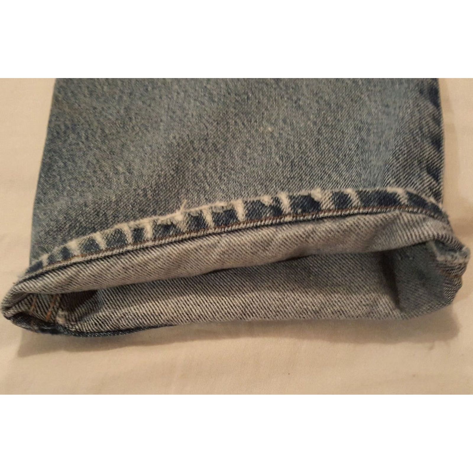 Levi's VINTAGE Levi's Loose Fit Faded Grunge Men's Size 38x29 Tapered Rock Jeans Size US 38 / EU 54 - 7 Thumbnail